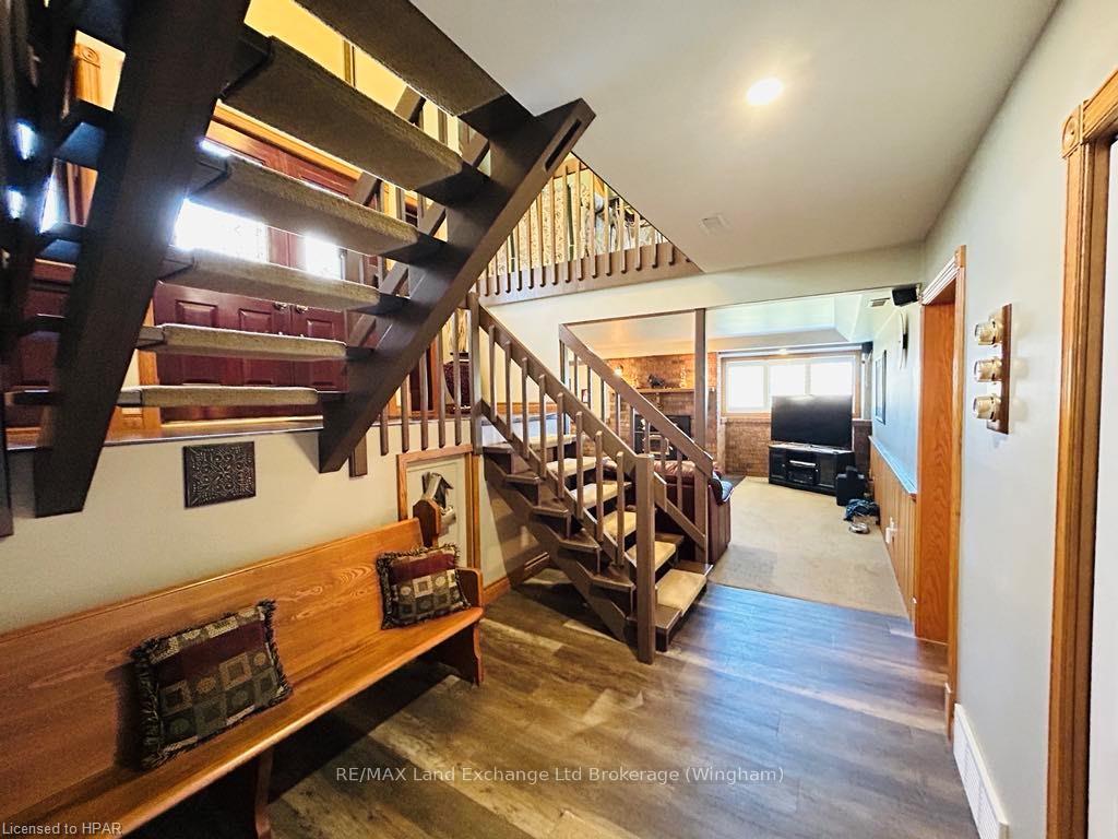 Photo 26 of 84332 Mcnabb Line, Huron East, Grey — HOMEH