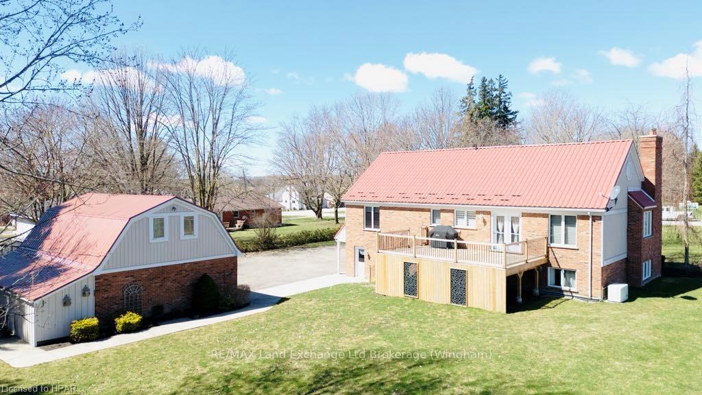 Photo 35 of 84332 Mcnabb Line, Huron East, Grey — HOMEH