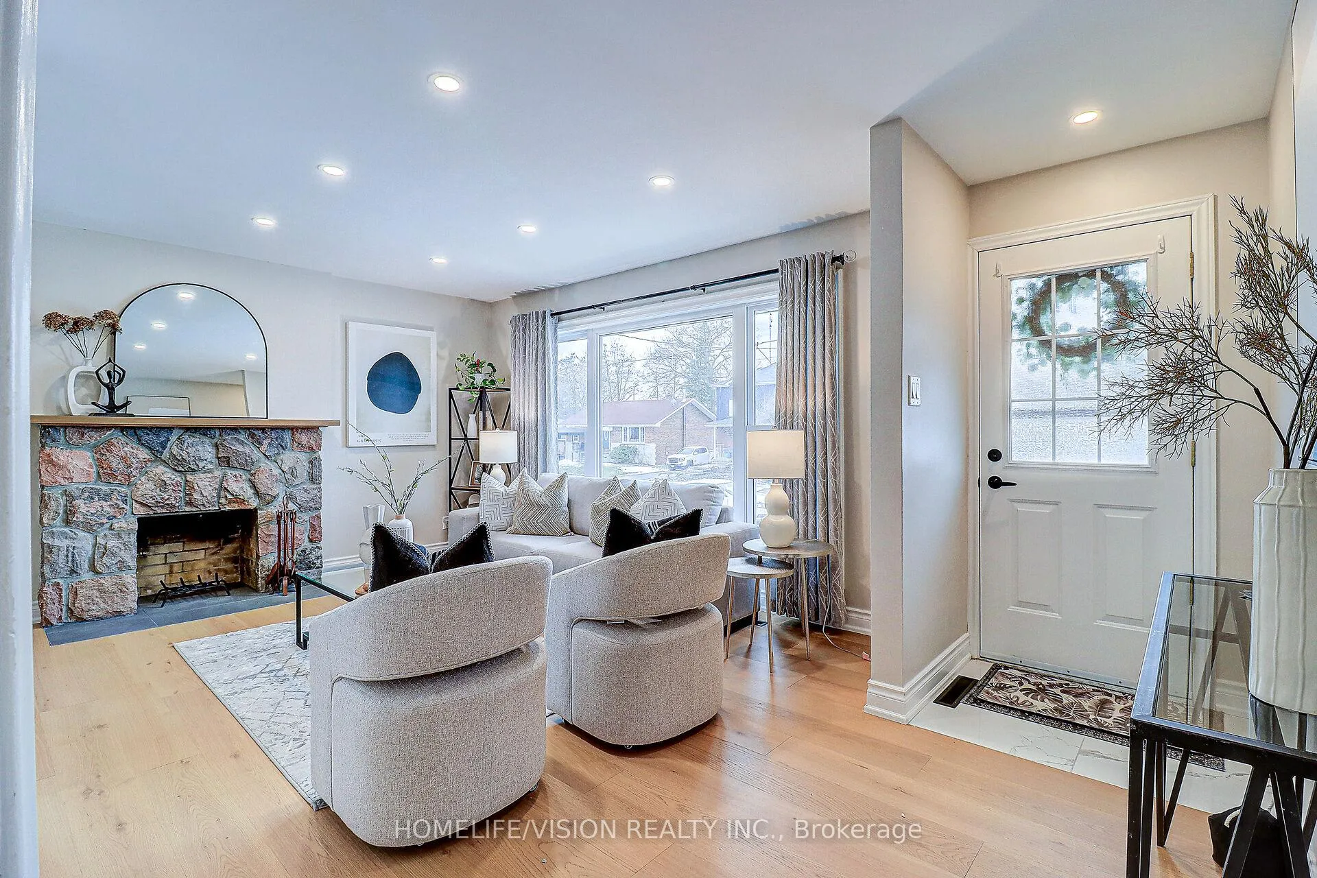 Photo 1 of 1113 Green Street, Whitby, Downtown Whitby — HOMEH