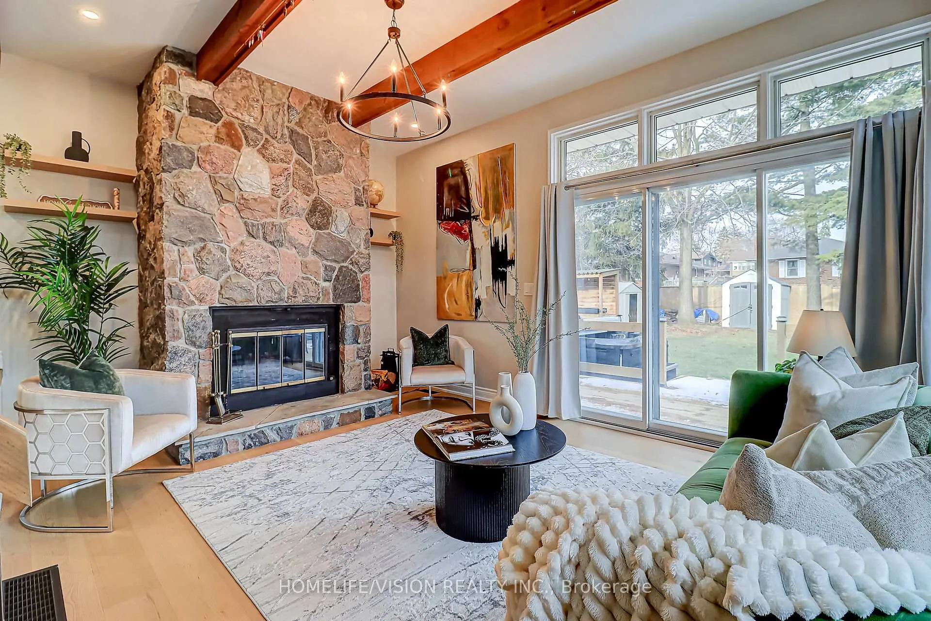 Photo 3 of 1113 Green Street, Whitby, Downtown Whitby — HOMEH