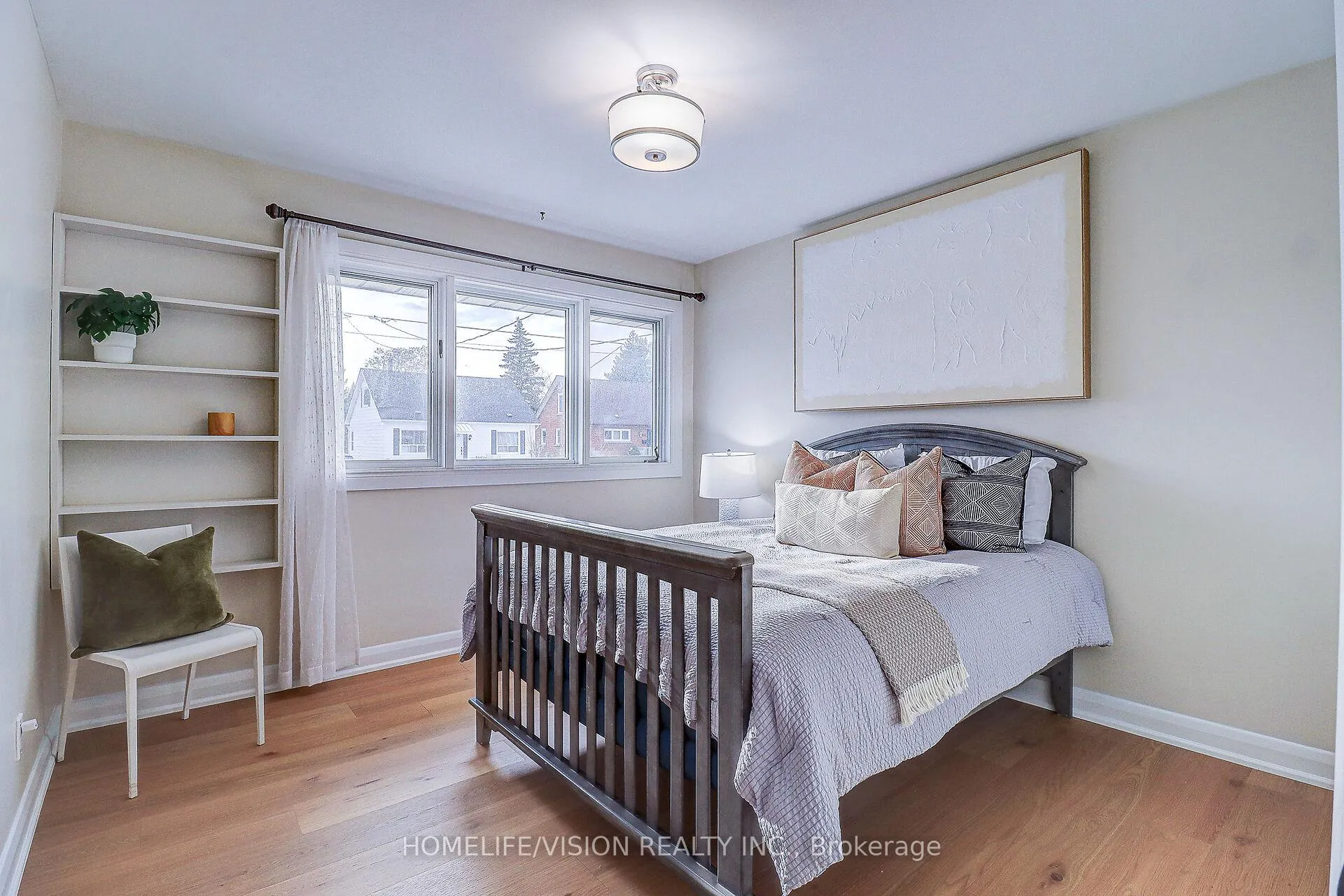 Photo 17 of 1113 Green Street, Whitby, Downtown Whitby — HOMEH