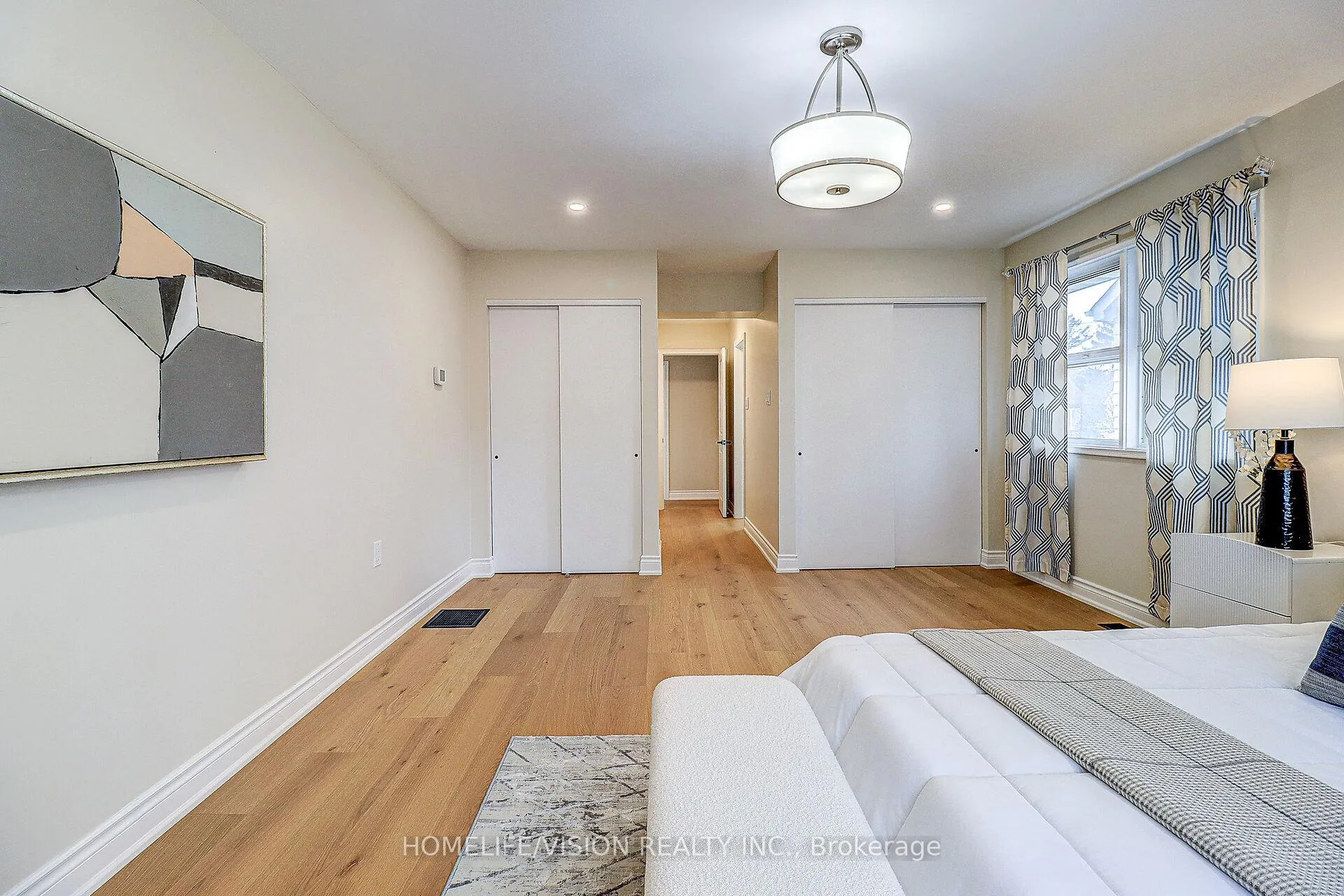 Photo 21 of 1113 Green Street, Whitby, Downtown Whitby — HOMEH