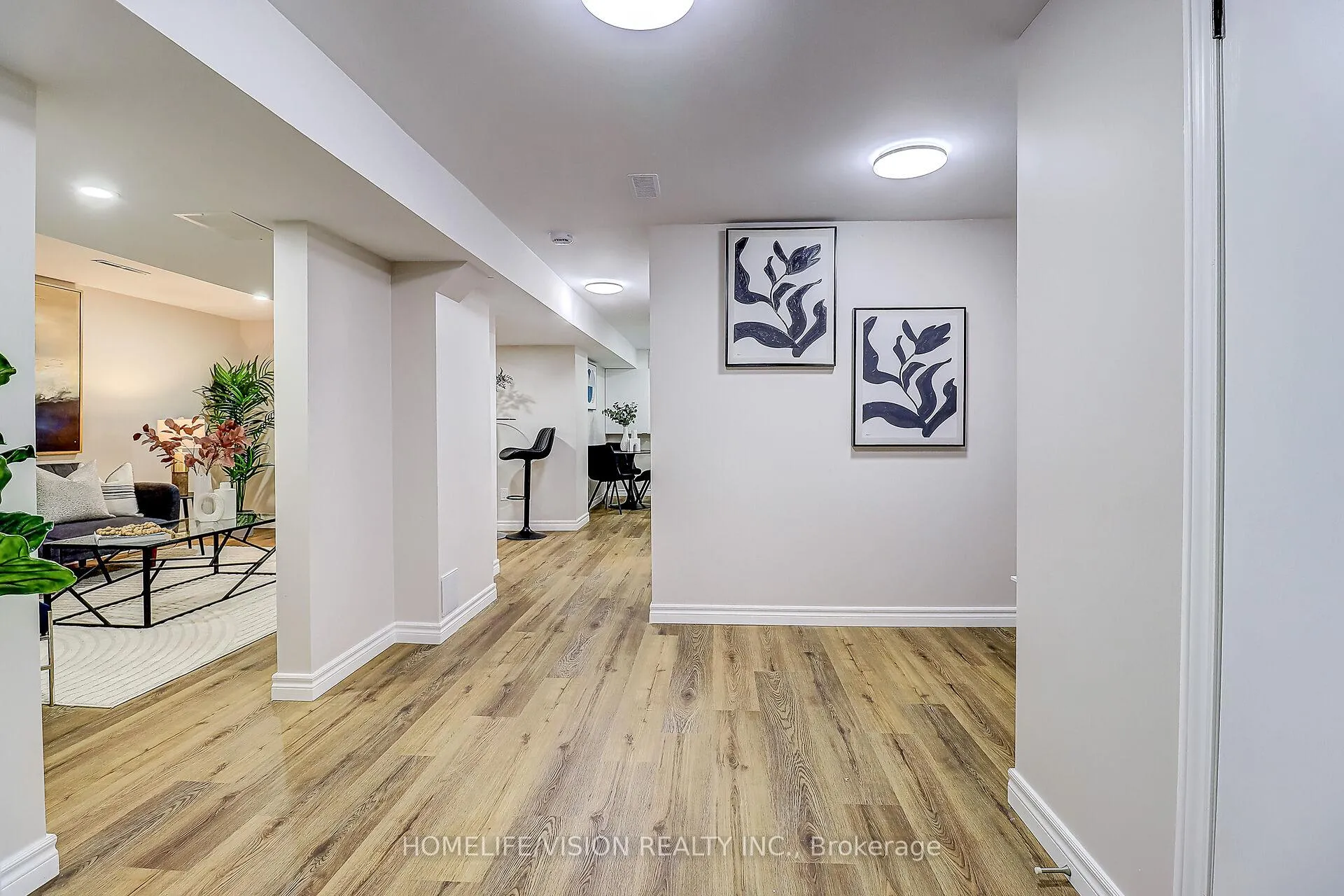 Photo 32 of 1113 Green Street, Whitby, Downtown Whitby — HOMEH