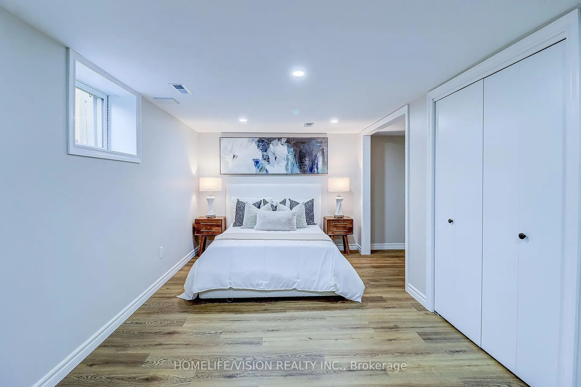 Photo 41 of 1113 Green Street, Whitby, Downtown Whitby — HOMEH