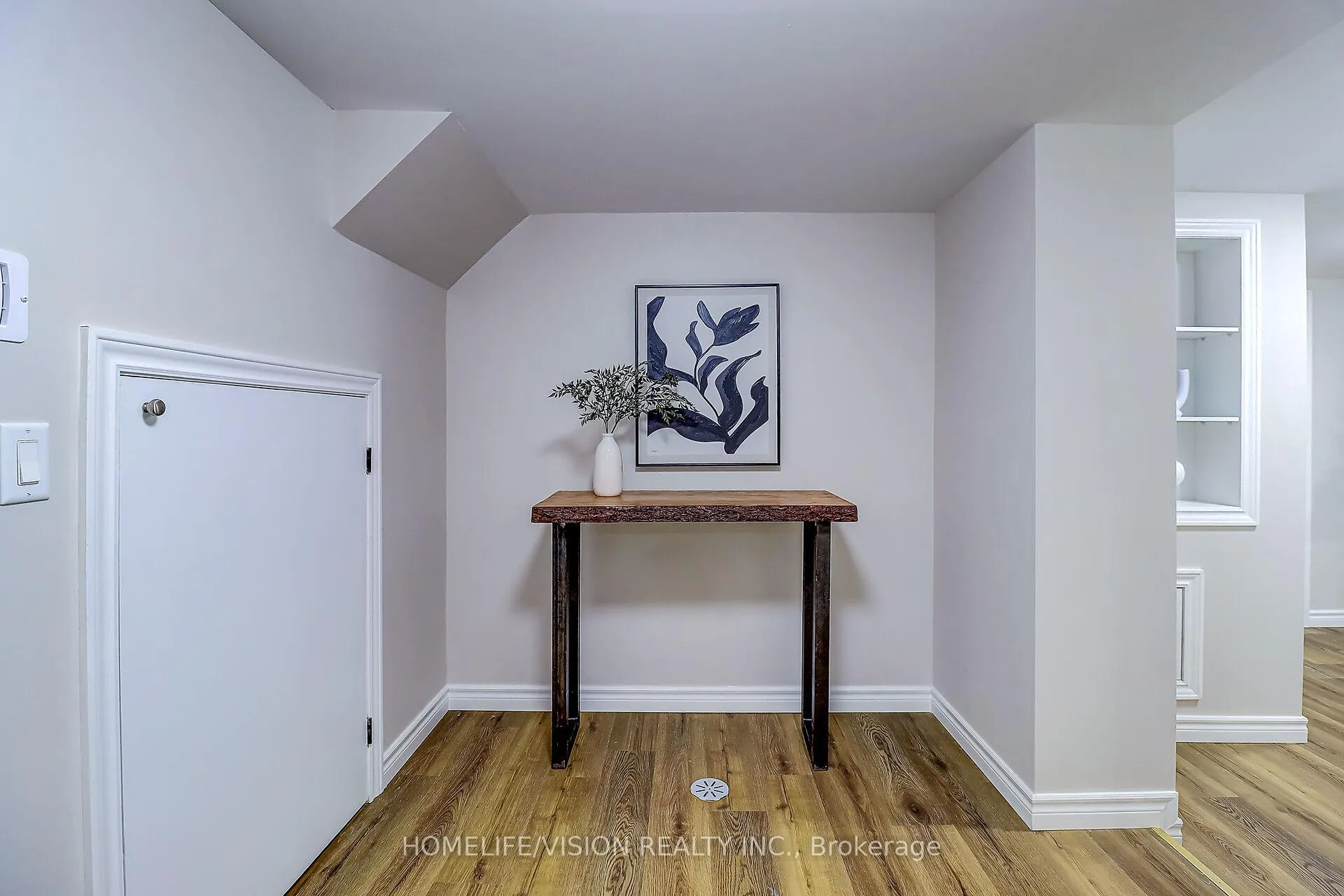 Photo 44 of 1113 Green Street, Whitby, Downtown Whitby — HOMEH