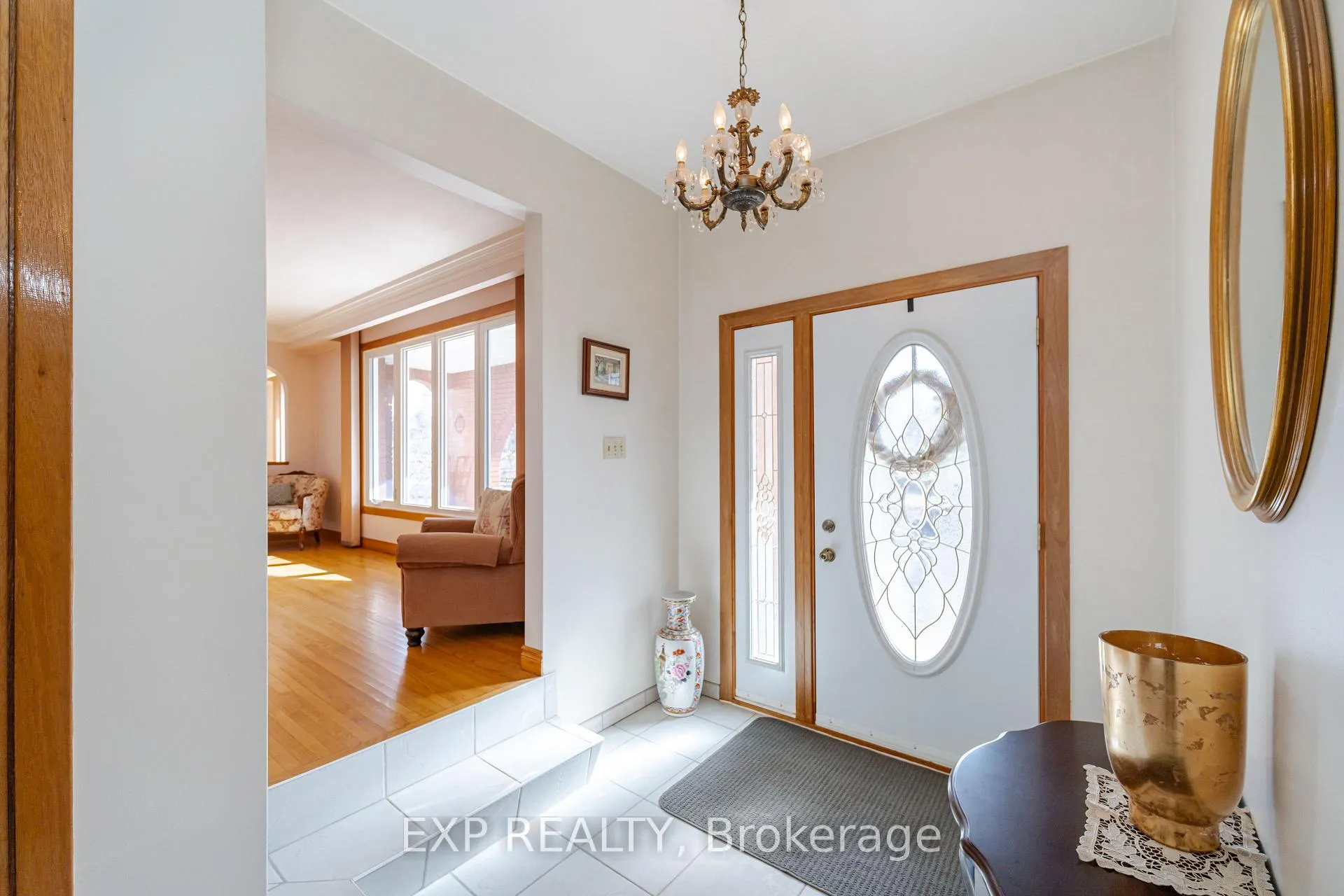 Photo 8 of 1243 5 Highway W, Hamilton, Rural Flamborough — HOMEH