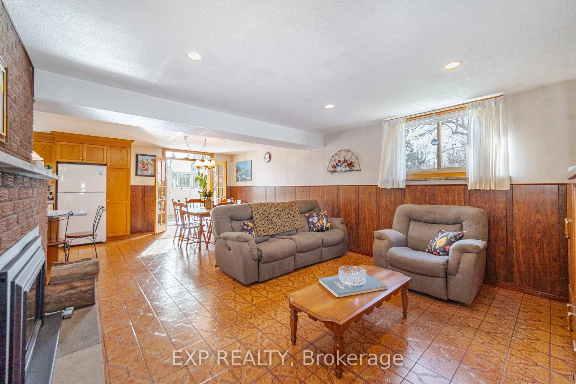 Photo 20 of 1243 5 Highway W, Hamilton, Rural Flamborough — HOMEH