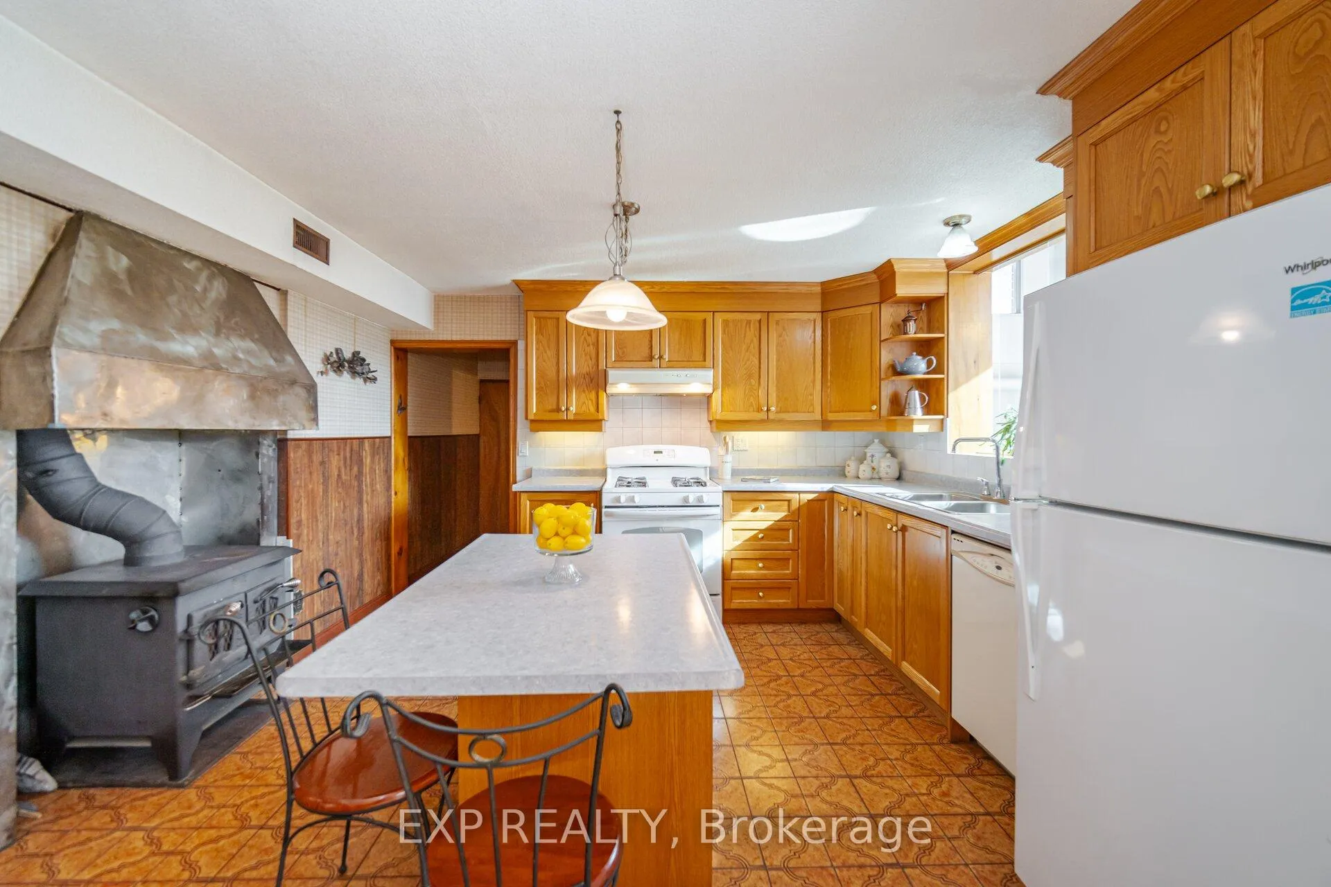 Photo 23 of 1243 5 Highway W, Hamilton, Rural Flamborough — HOMEH