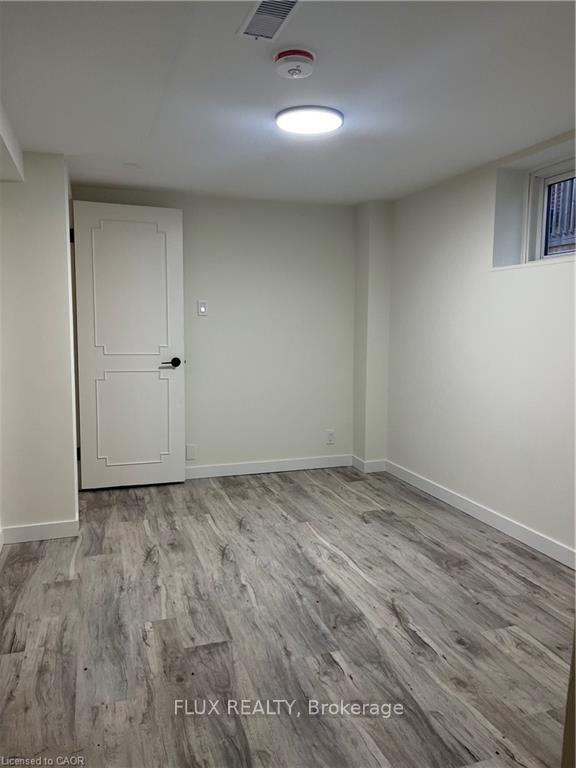 Photo 5 of 206 Lorne Avenue, Kitchener — HOMEH