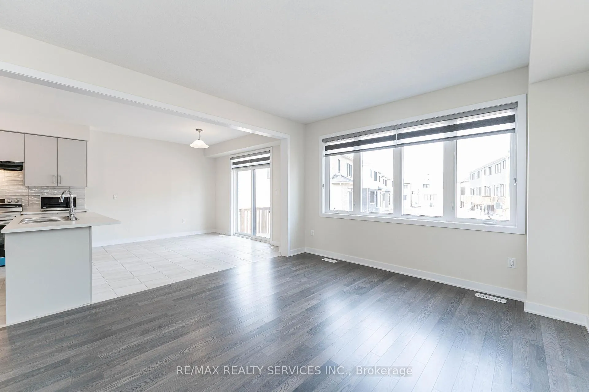Photo 7 of Unit CRES, 82 Starboard Crescent, Welland, Dain City — HOMEH