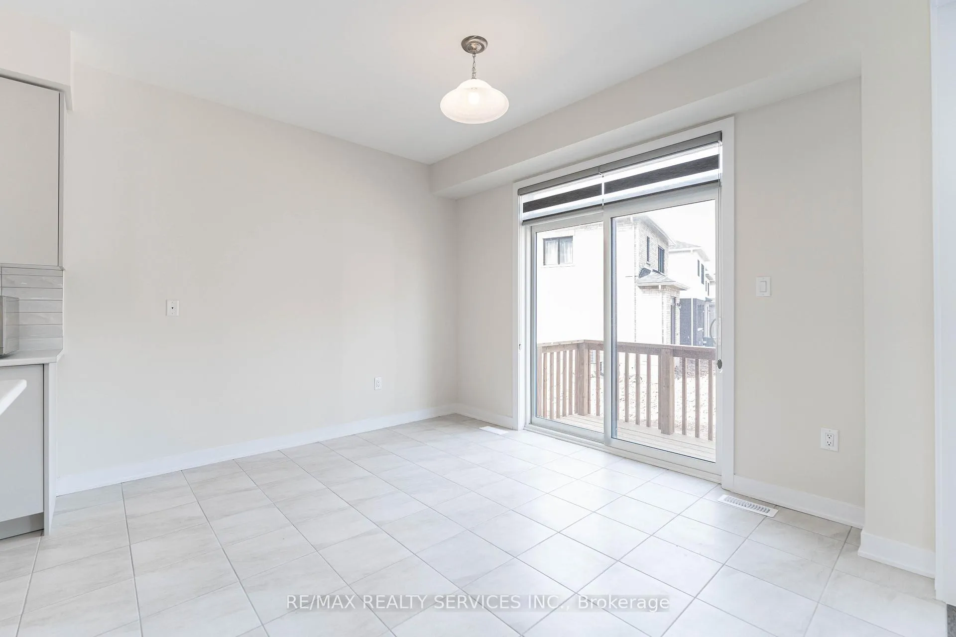 Photo 12 of Unit CRES, 82 Starboard Crescent, Welland, Dain City — HOMEH