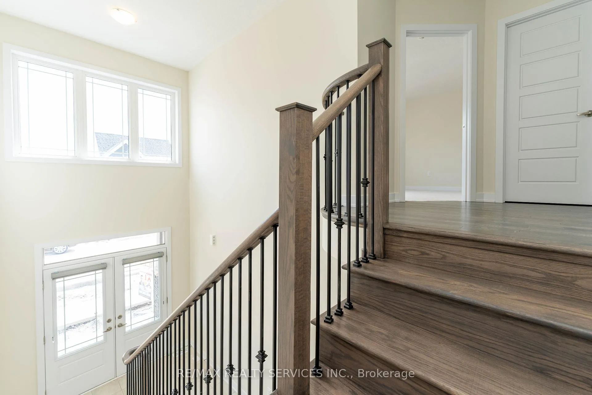 Photo 15 of Unit CRES, 82 Starboard Crescent, Welland, Dain City — HOMEH