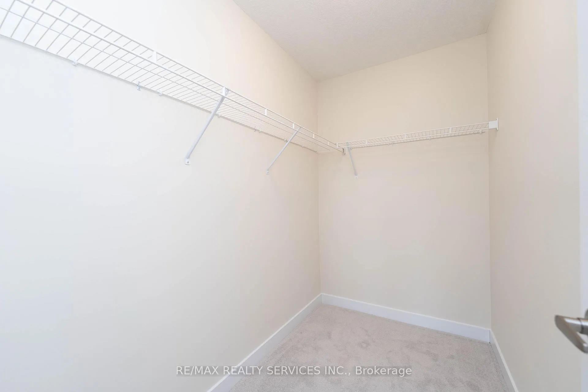 Photo 21 of Unit CRES, 82 Starboard Crescent, Welland, Dain City — HOMEH