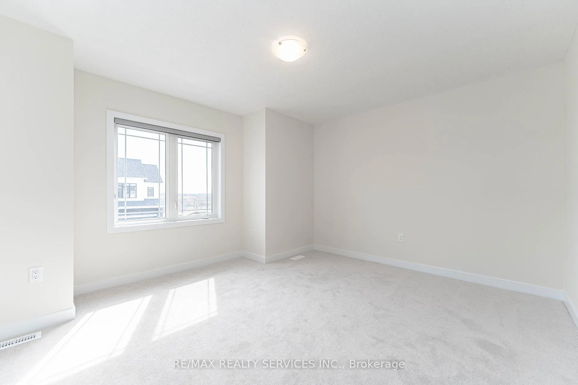 Photo 26 of Unit CRES, 82 Starboard Crescent, Welland, Dain City — HOMEH