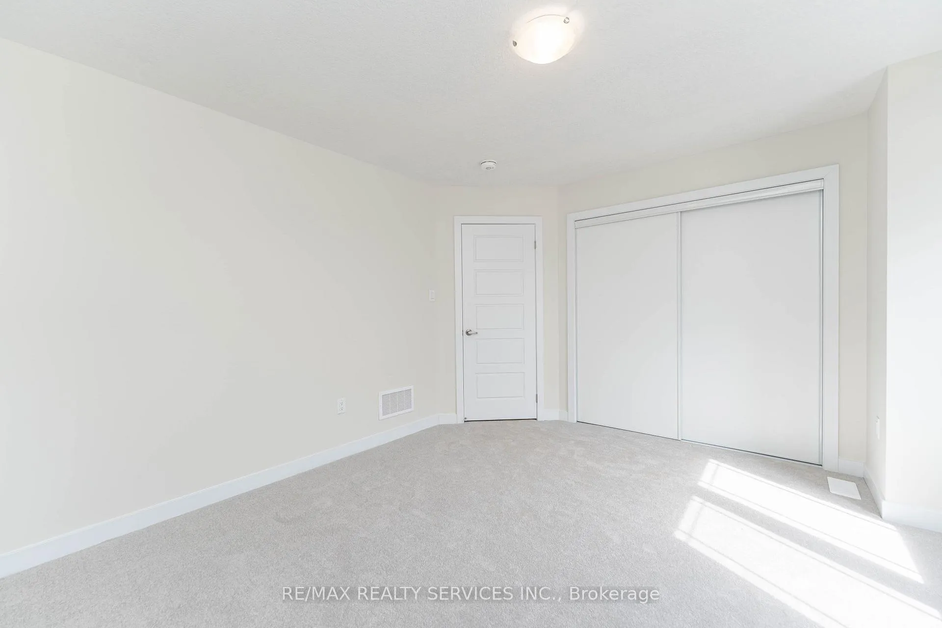 Photo 29 of Unit CRES, 82 Starboard Crescent, Welland, Dain City — HOMEH