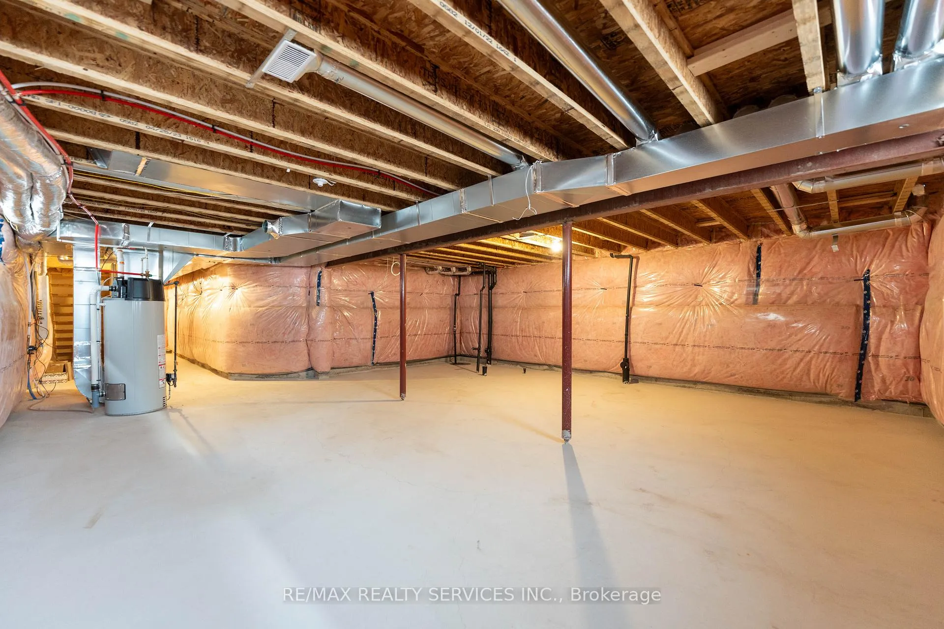 Photo 37 of Unit CRES, 82 Starboard Crescent, Welland, Dain City — HOMEH