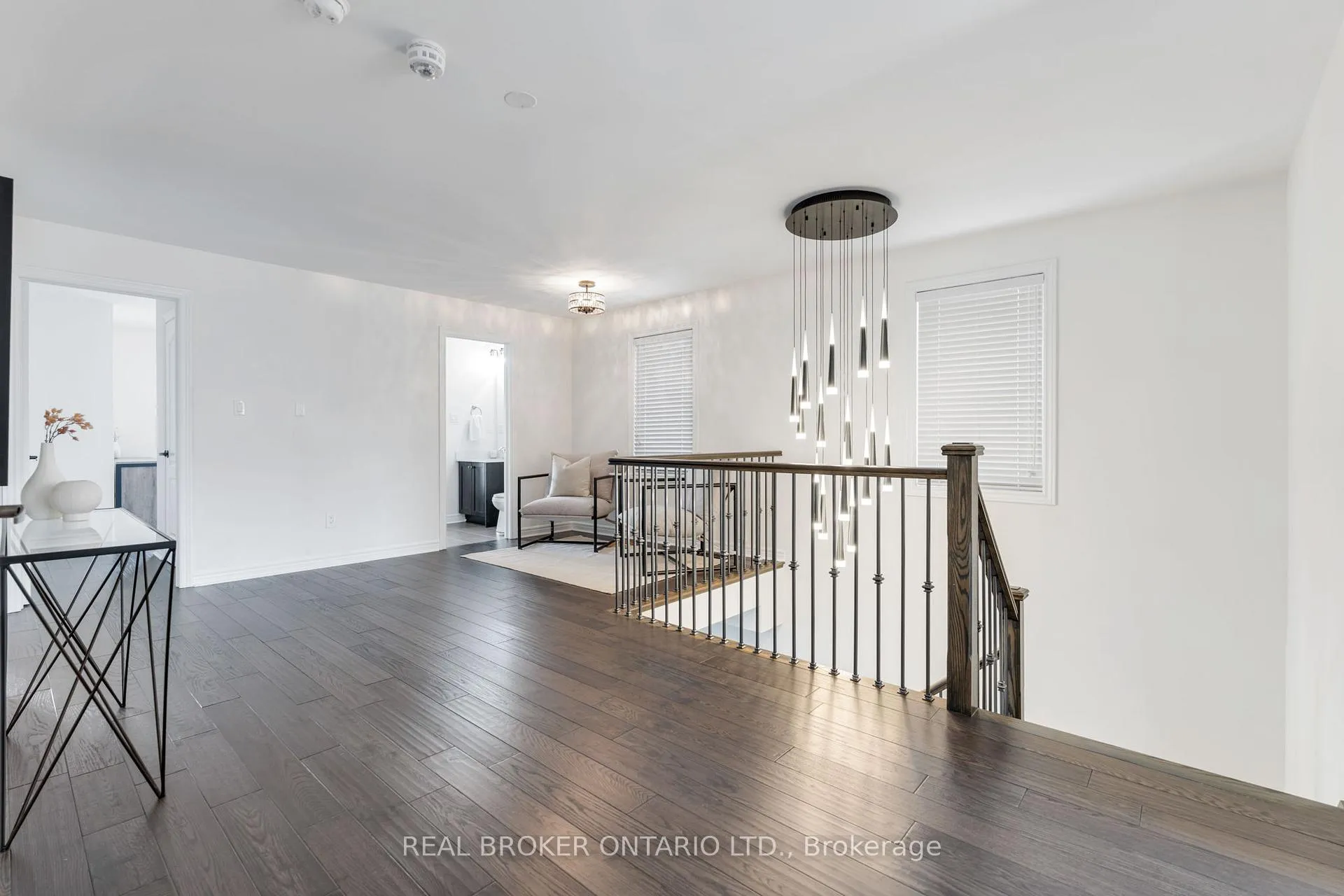 Photo 23 of 4 Mugford Crescent, Brampton, Bram West — HOMEH