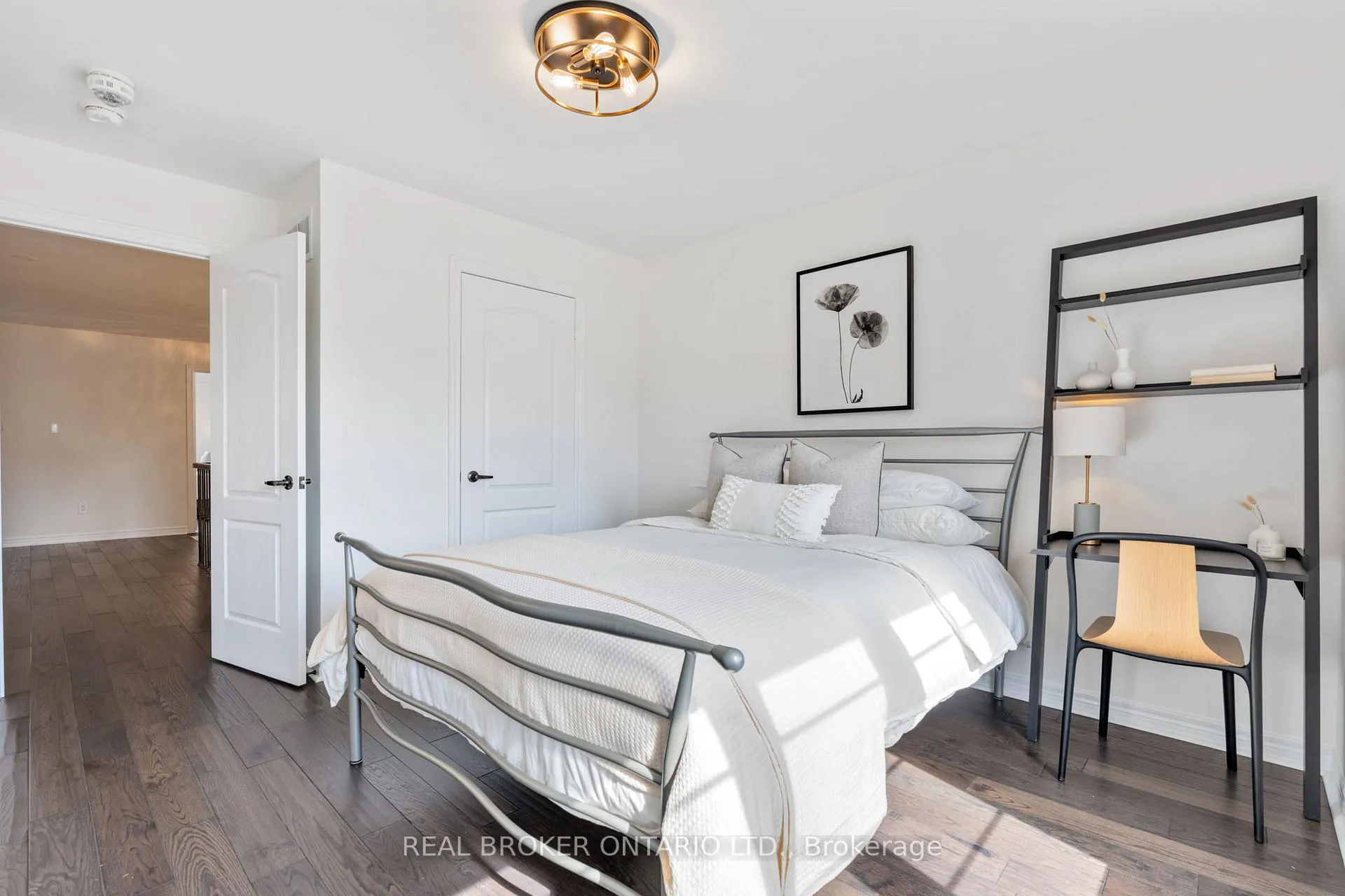 Photo 37 of 4 Mugford Crescent, Brampton, Bram West — HOMEH