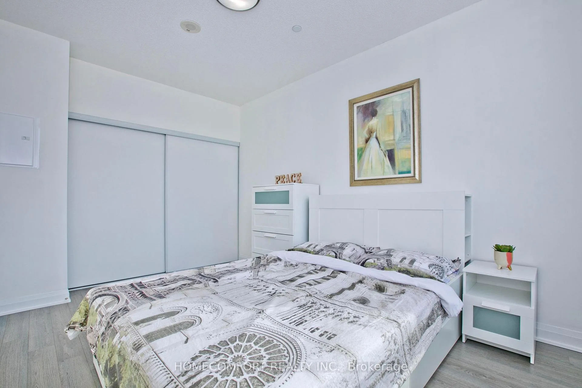 Photo 14 of Unit 815, 15 Water Walk Drive, Markham, Unionville — HOMEH