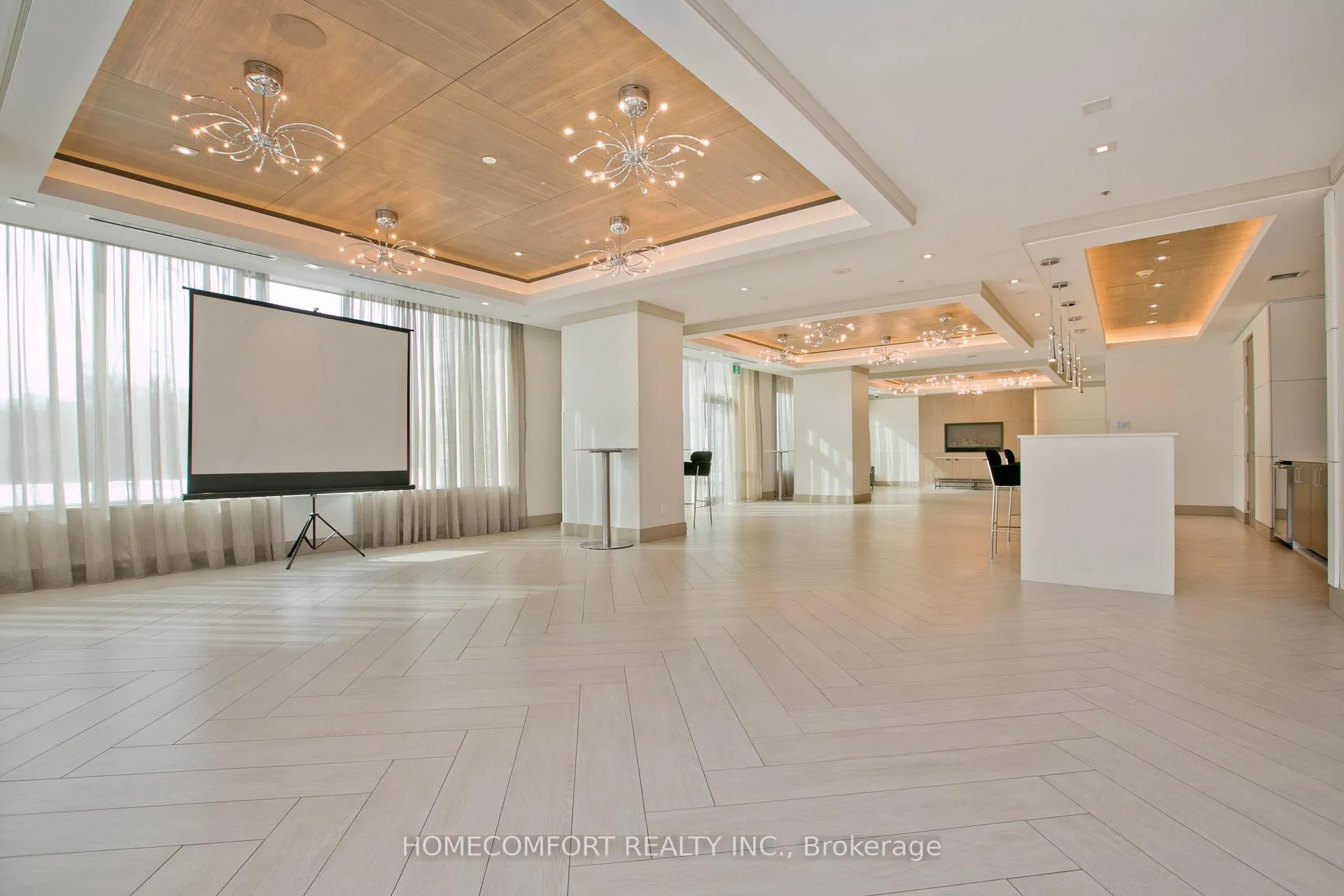 Photo 23 of Unit 815, 15 Water Walk Drive, Markham, Unionville — HOMEH