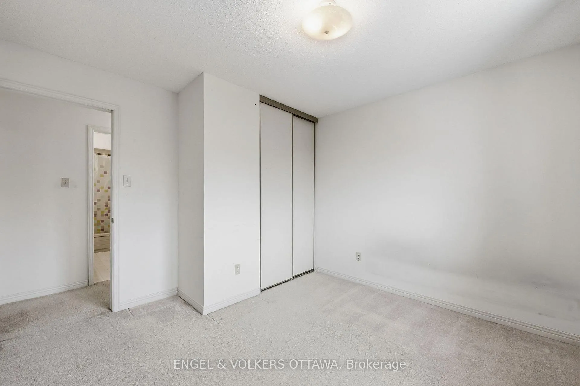 Photo 26 of 591 Merkley Drive, Ottawa, Fallingbrook/Pineridge — HOMEH
