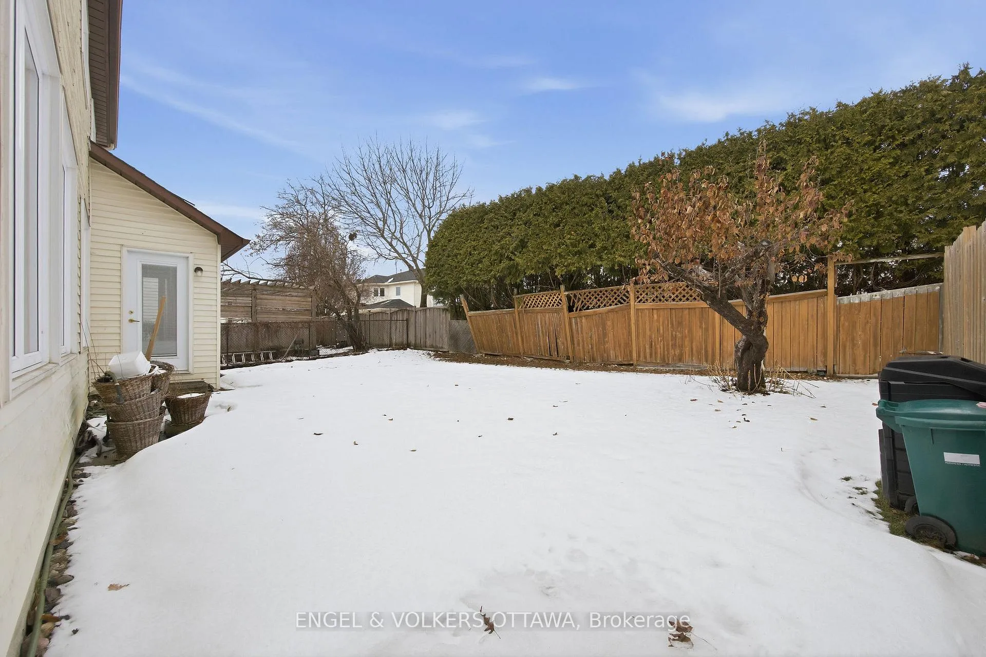 Photo 42 of 591 Merkley Drive, Ottawa, Fallingbrook/Pineridge — HOMEH