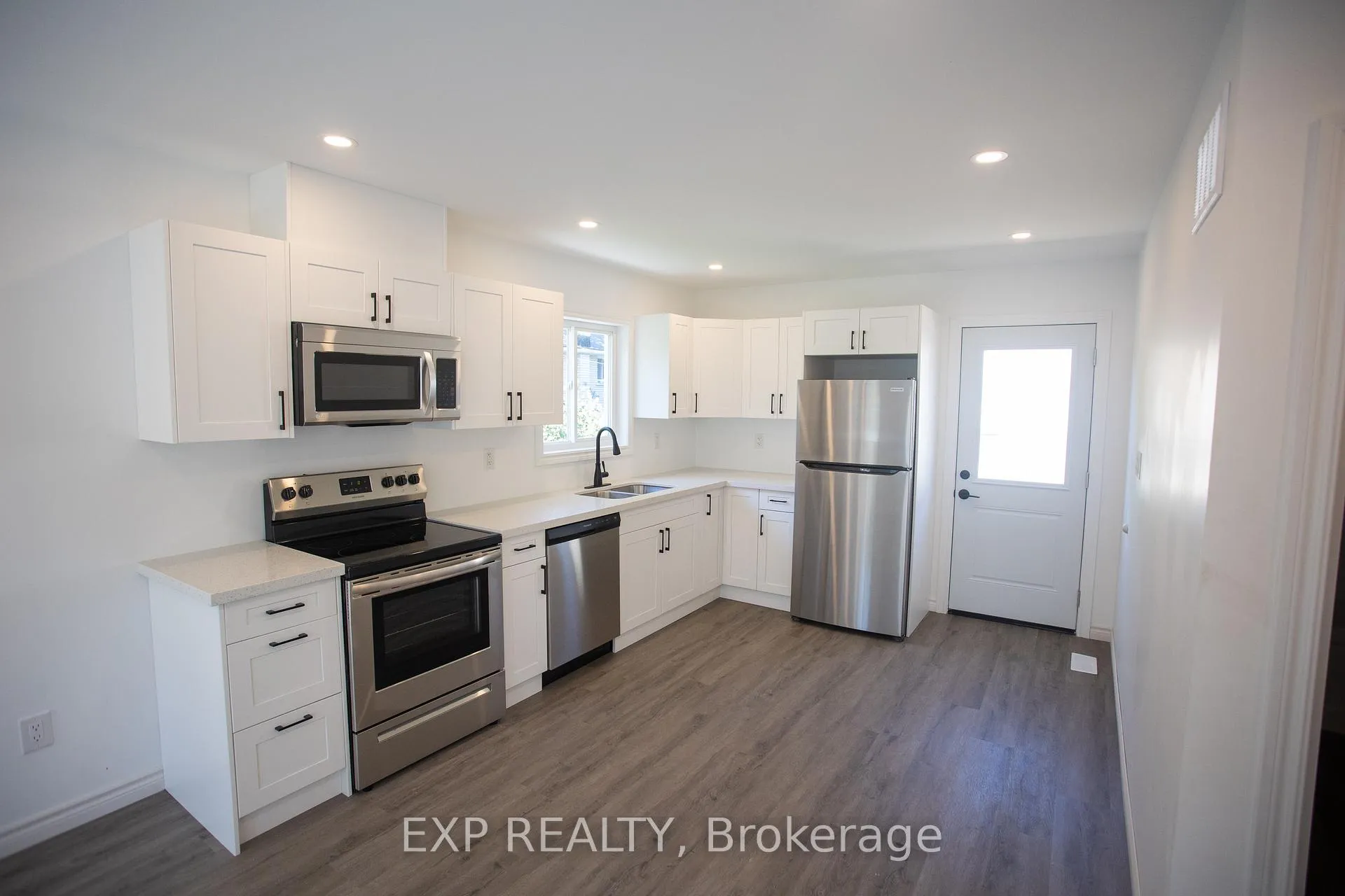 Photo 1 of Unit Unit C, 277 Grove Street, Barrie, Wellington — HOMEH