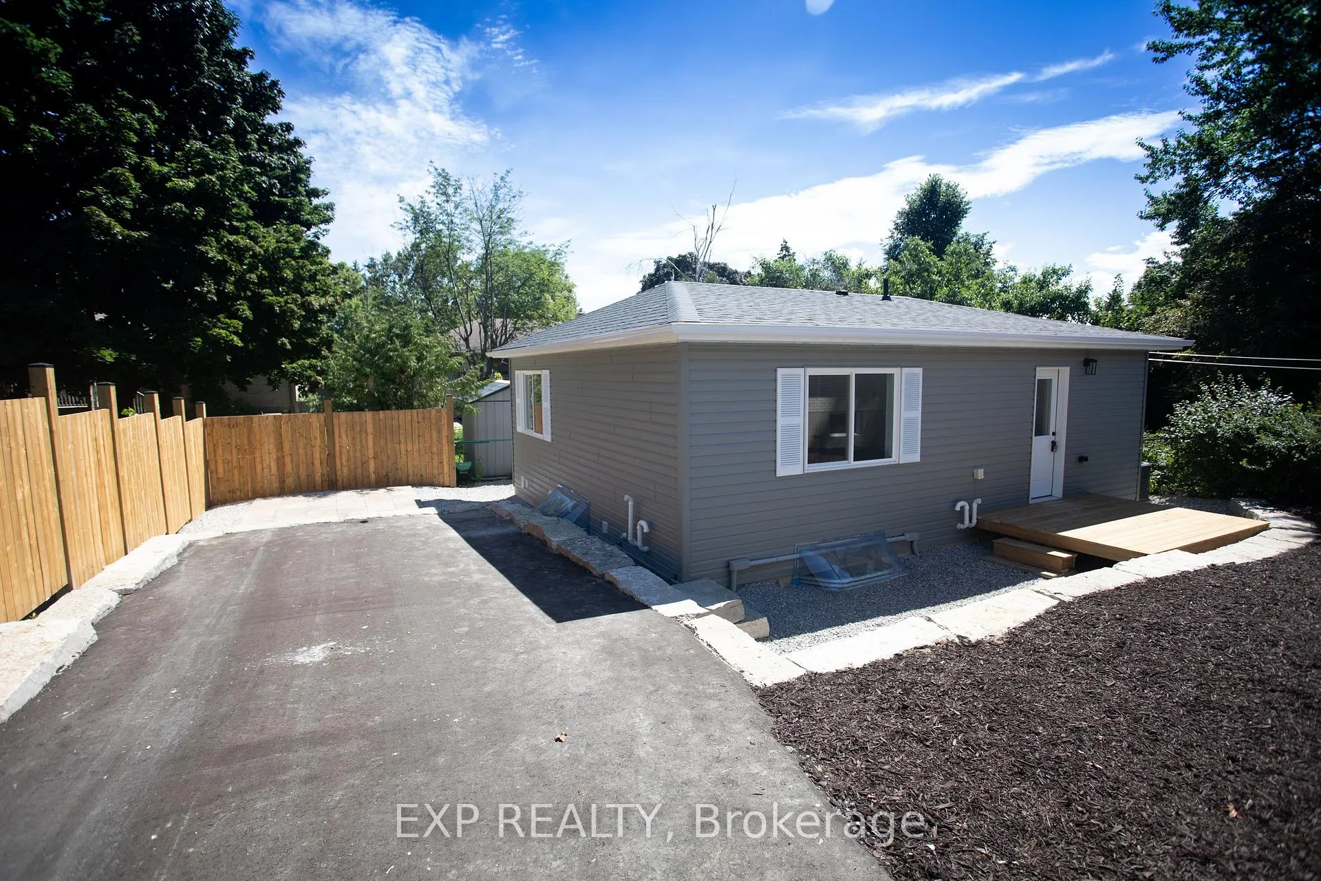 Photo 12 of Unit Unit C, 277 Grove Street, Barrie, Wellington — HOMEH