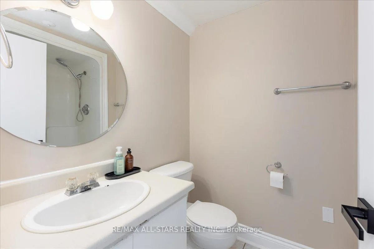 Photo 20 of 77 Biscayne Boulevard, Georgina, Keswick South — HOMEH