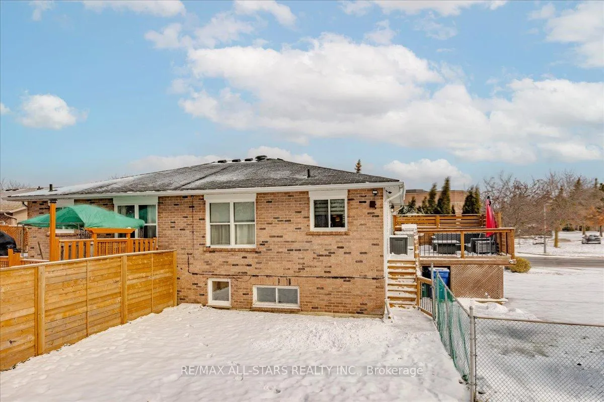 Photo 30 of 77 Biscayne Boulevard, Georgina, Keswick South — HOMEH