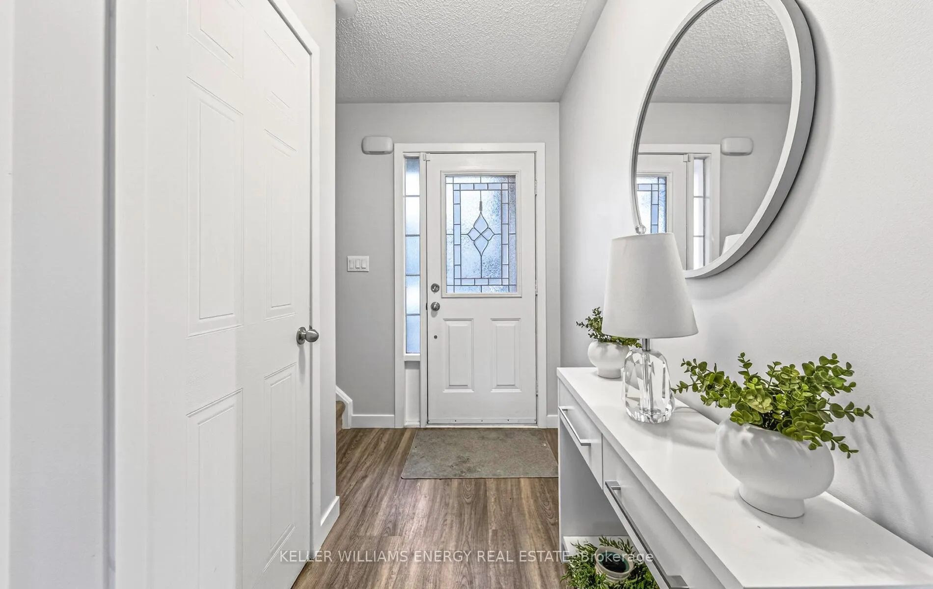 Photo 9 of 66 Wilkins Crescent, Clarington, Courtice — HOMEH