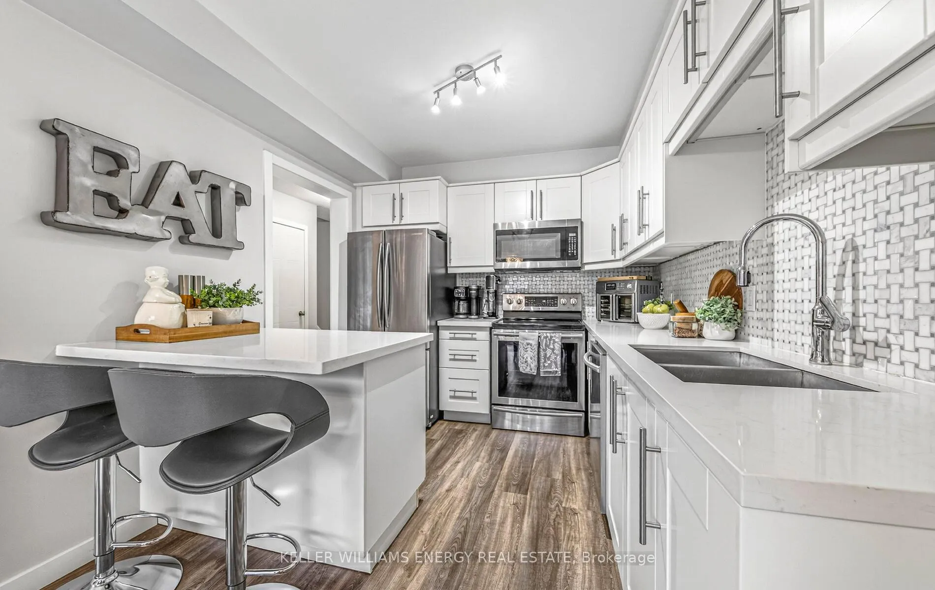 Photo 18 of 66 Wilkins Crescent, Clarington, Courtice — HOMEH