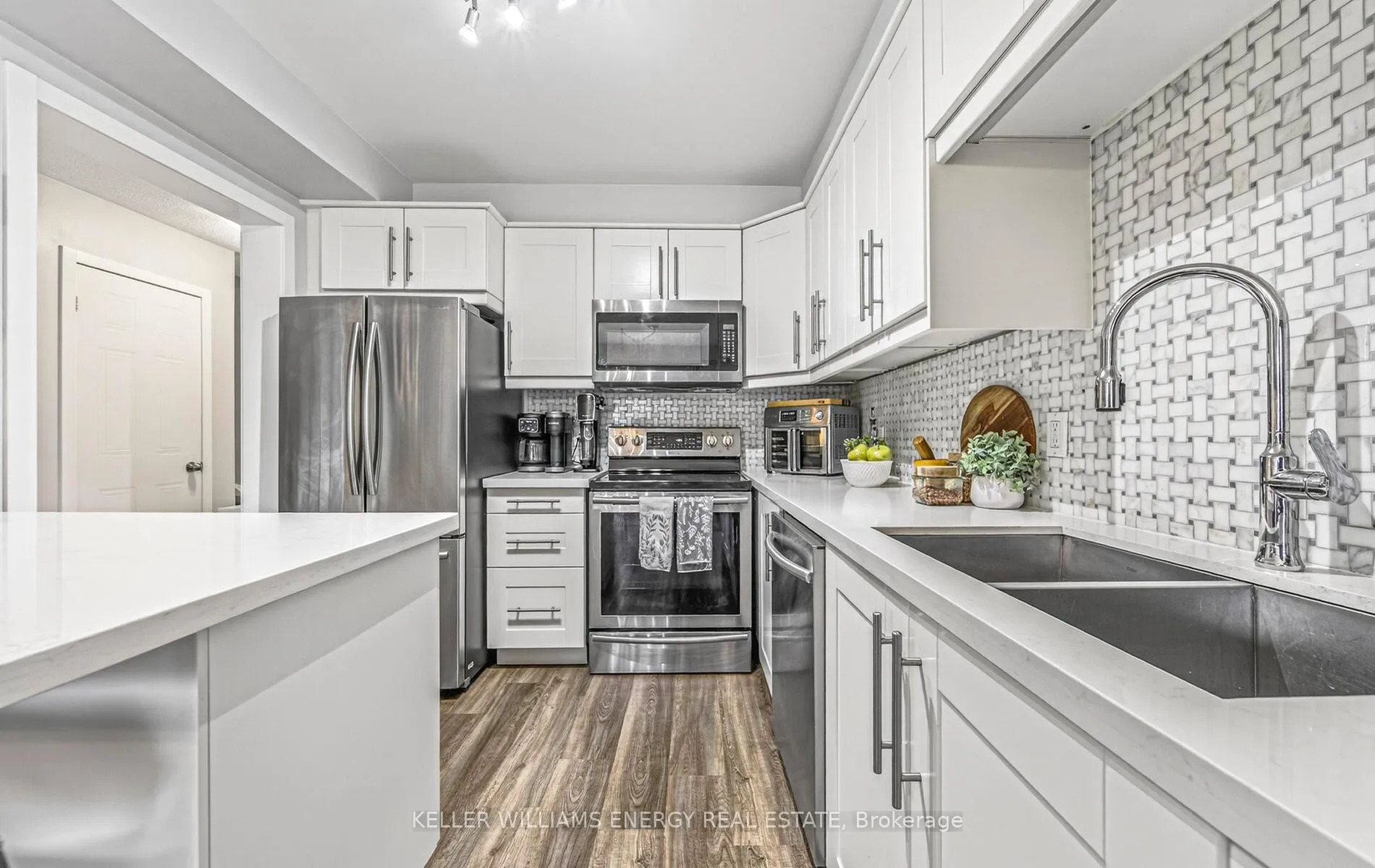 Photo 19 of 66 Wilkins Crescent, Clarington, Courtice — HOMEH