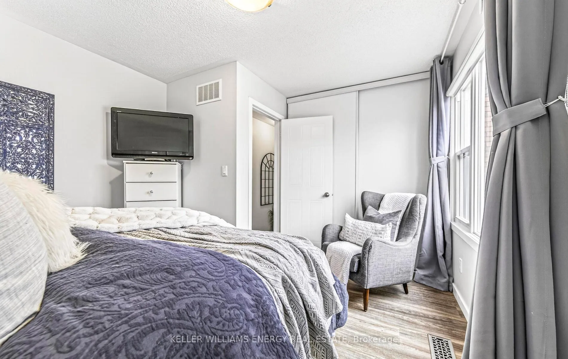 Photo 22 of 66 Wilkins Crescent, Clarington, Courtice — HOMEH