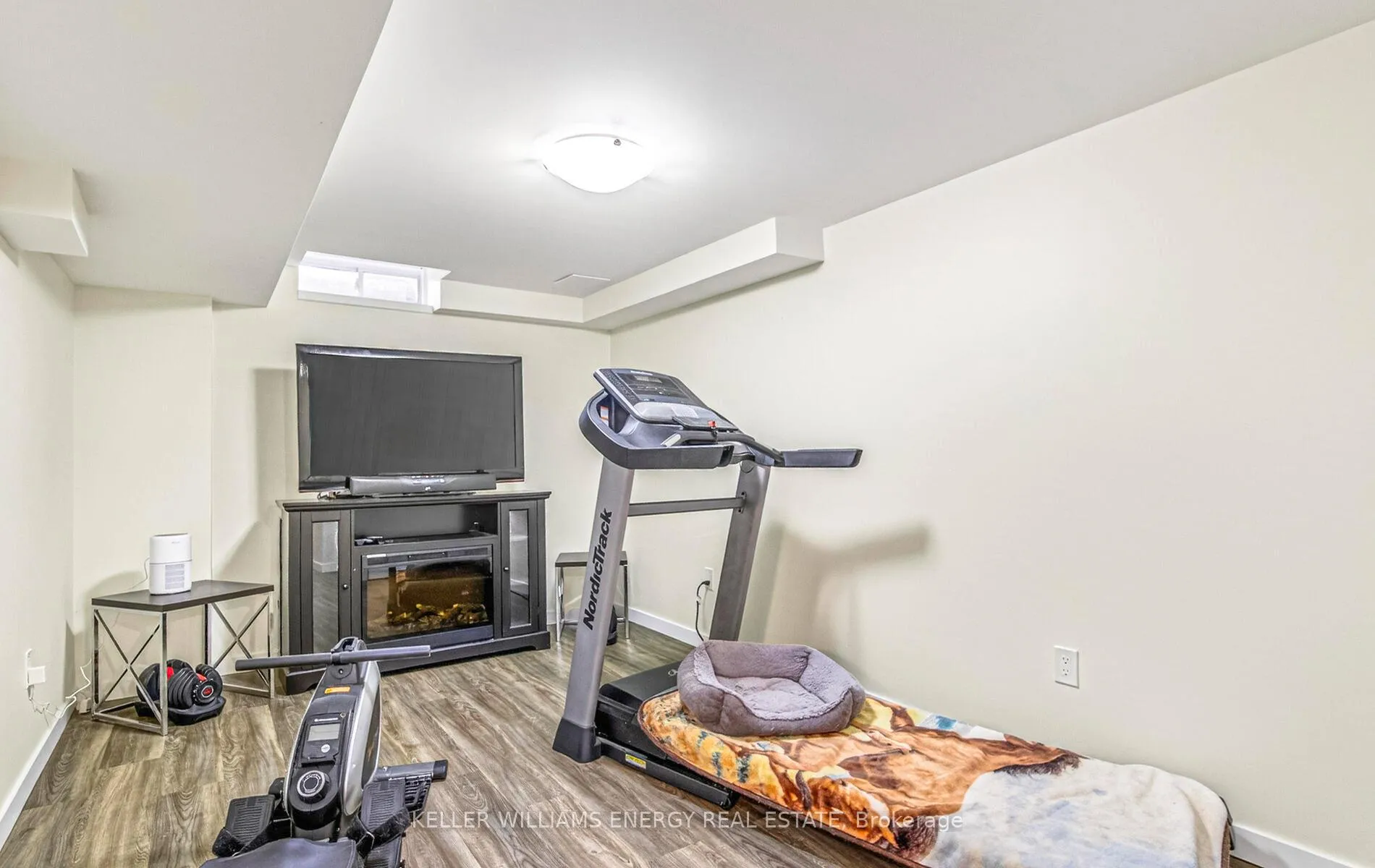 Photo 28 of 66 Wilkins Crescent, Clarington, Courtice — HOMEH