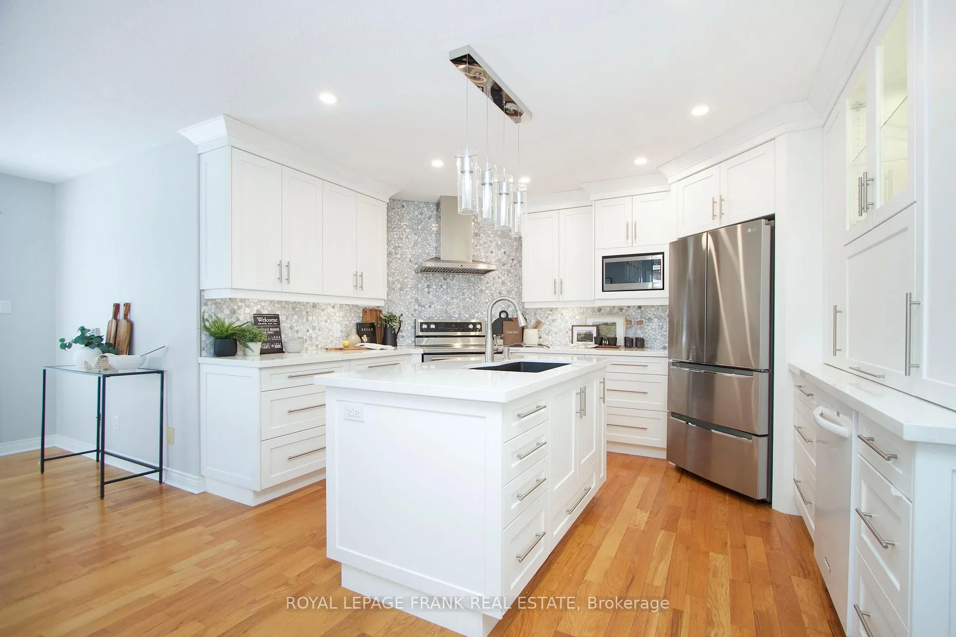 Photo 11 of 964 Deer Valley Drive, Oshawa, Northglen — HOMEH