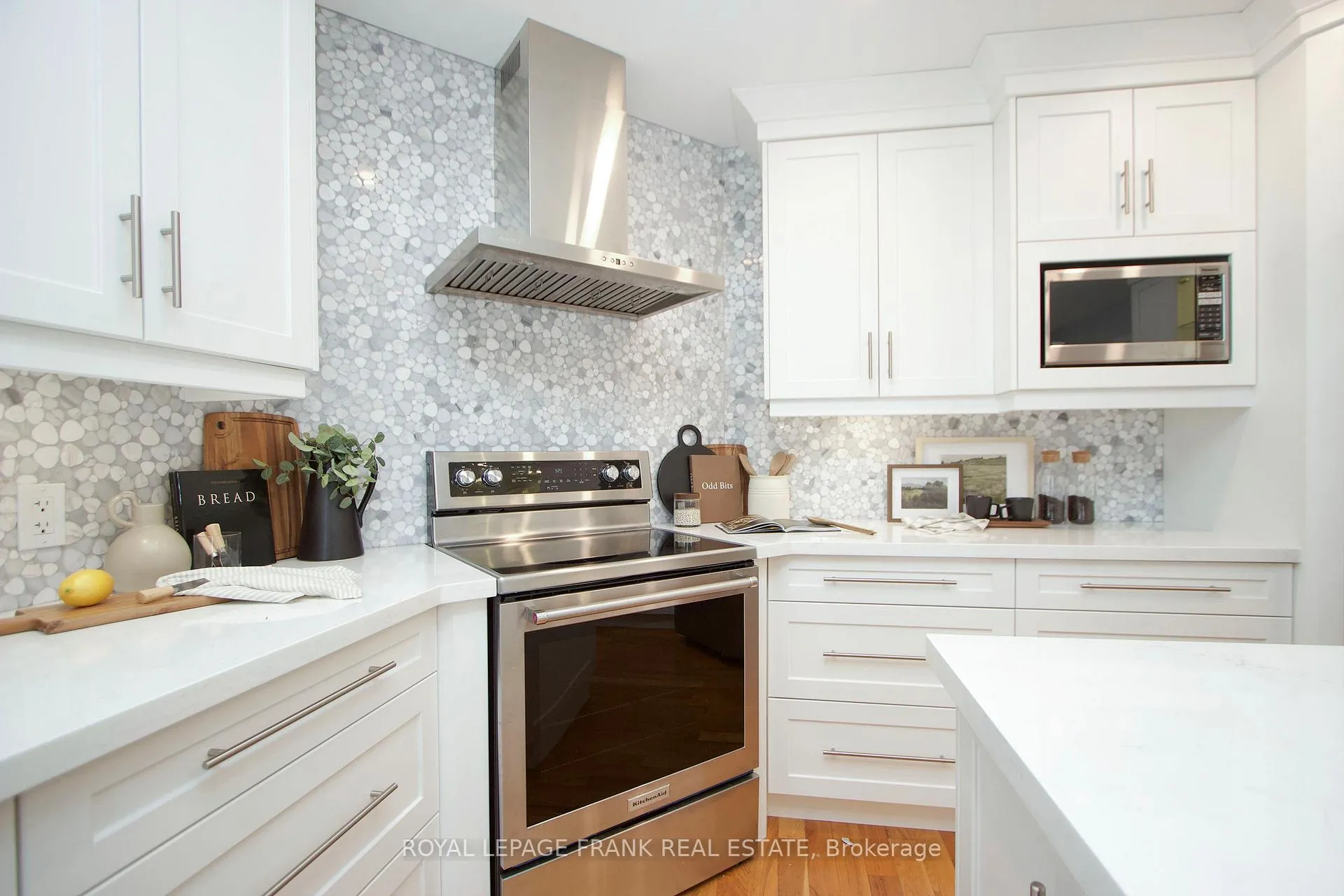 Photo 14 of 964 Deer Valley Drive, Oshawa, Northglen — HOMEH