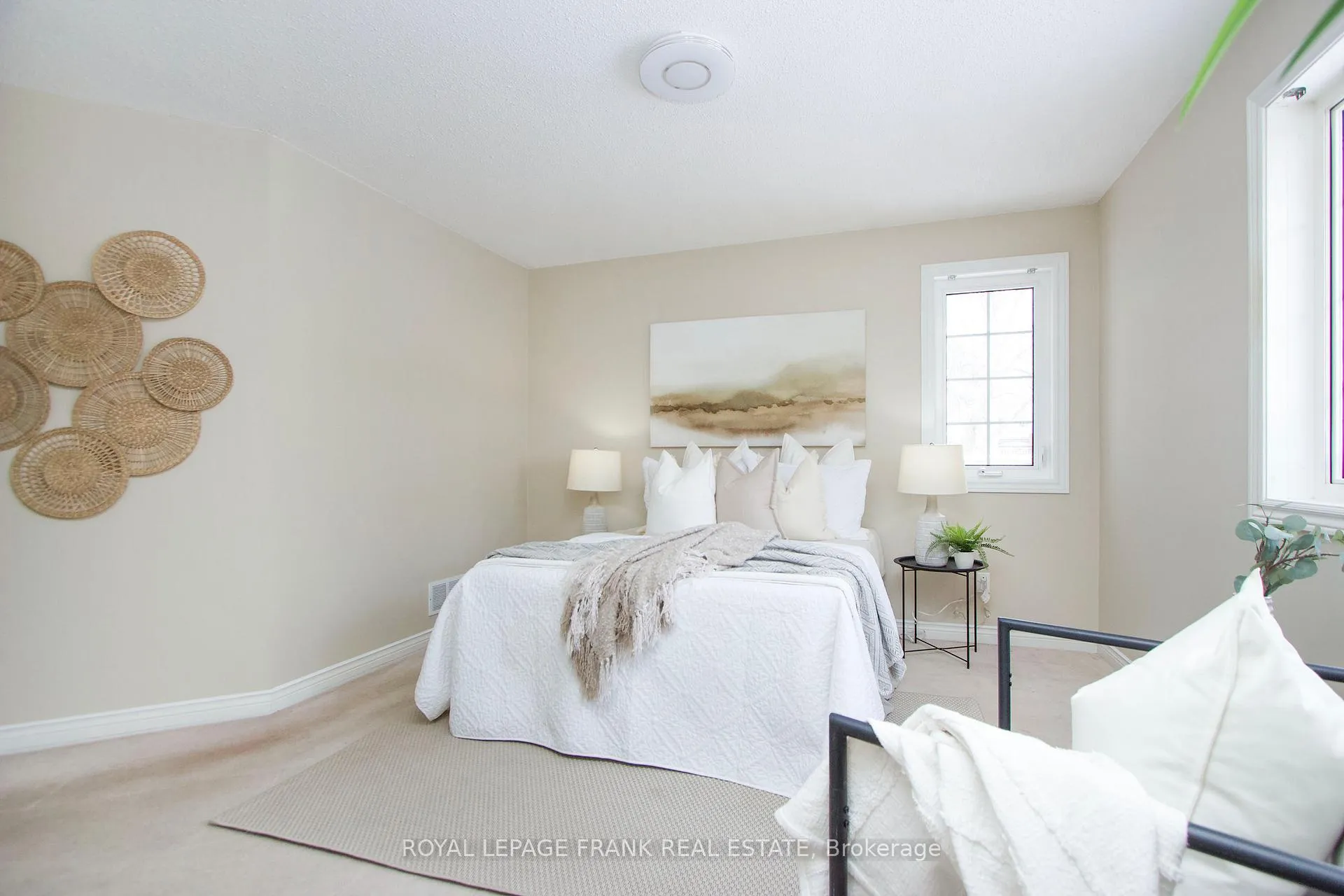 Photo 21 of 964 Deer Valley Drive, Oshawa, Northglen — HOMEH