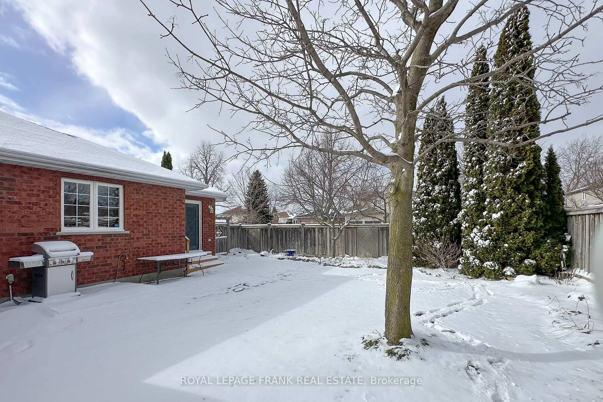 Photo 40 of 964 Deer Valley Drive, Oshawa, Northglen — HOMEH