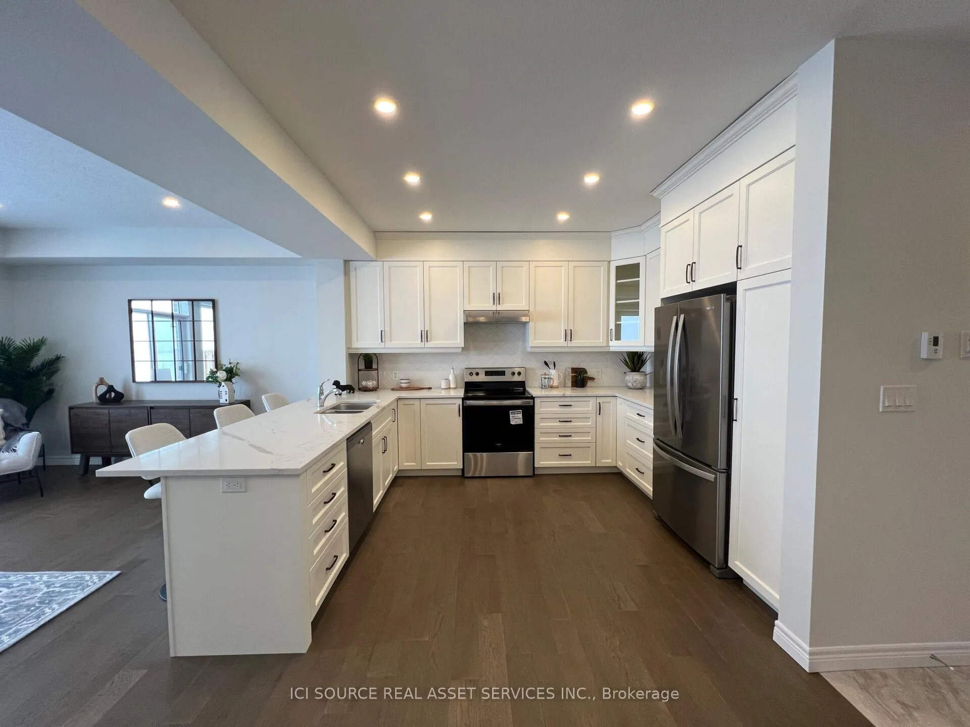 Photo 11 of 264 Tanglewood Drive, Hamilton, Rural Glanbrook — HOMEH