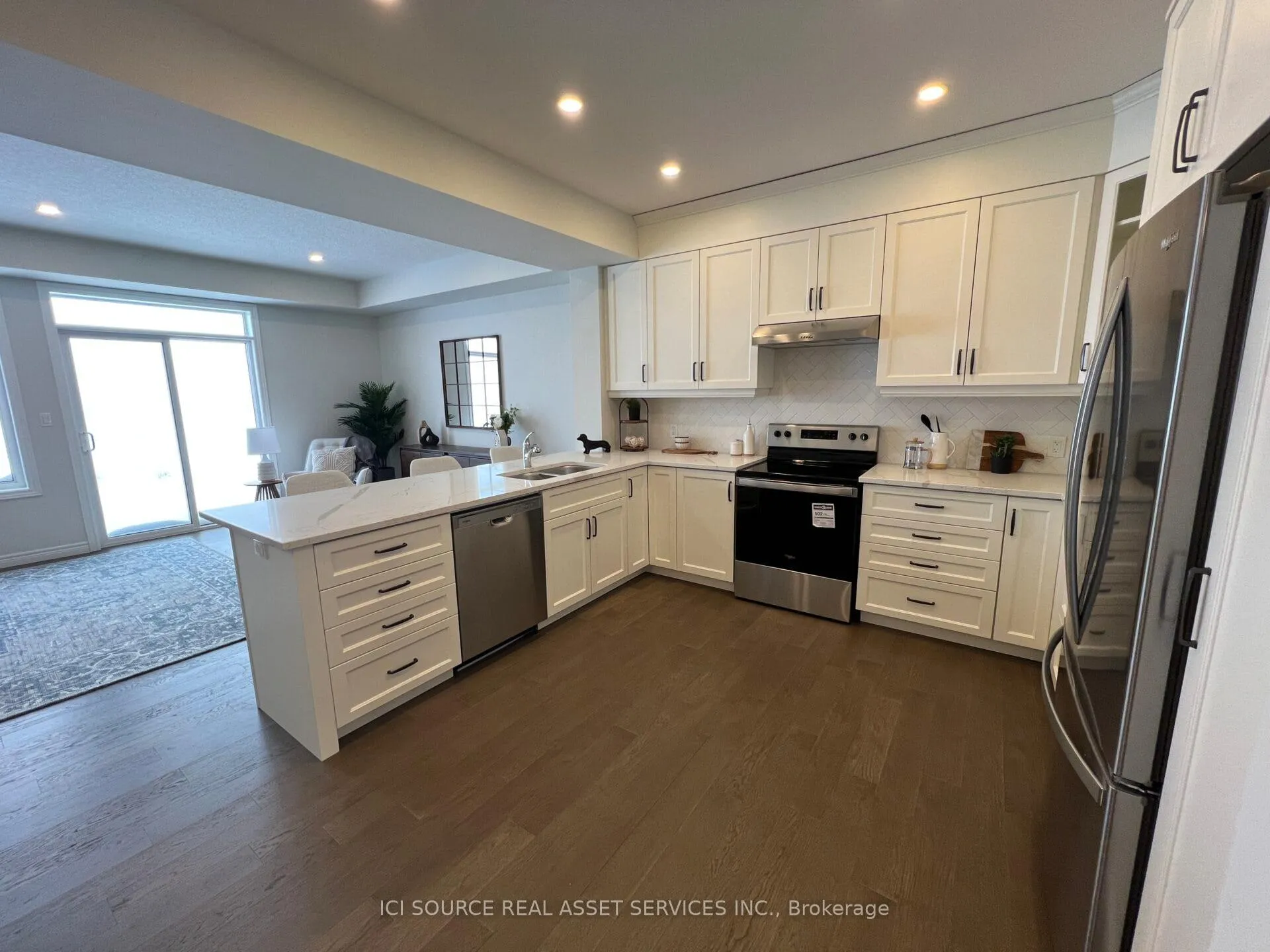 Photo 12 of 264 Tanglewood Drive, Hamilton, Rural Glanbrook — HOMEH