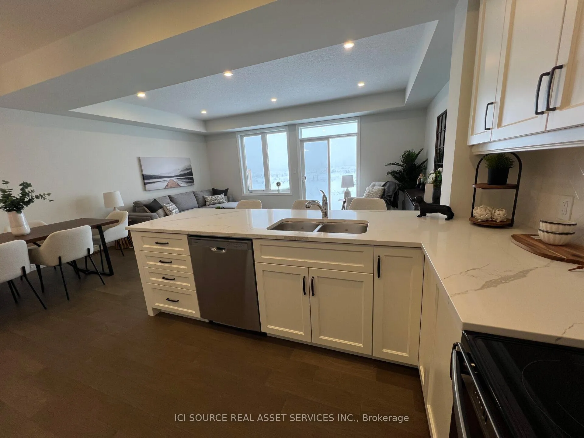 Photo 13 of 264 Tanglewood Drive, Hamilton, Rural Glanbrook — HOMEH
