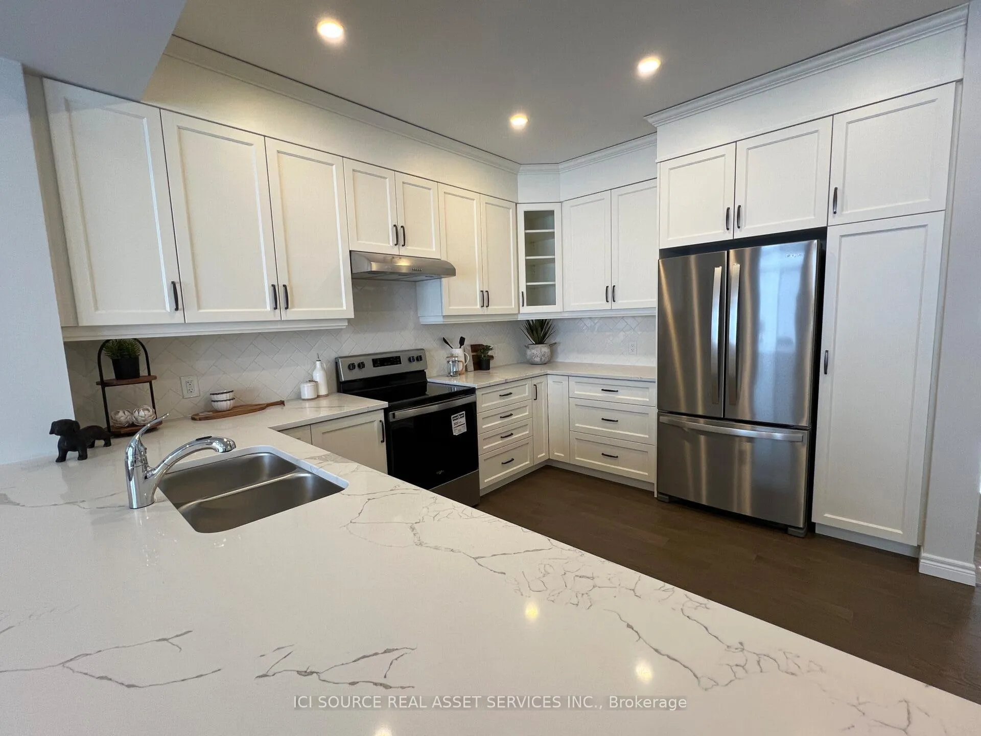 Photo 14 of 264 Tanglewood Drive, Hamilton, Rural Glanbrook — HOMEH