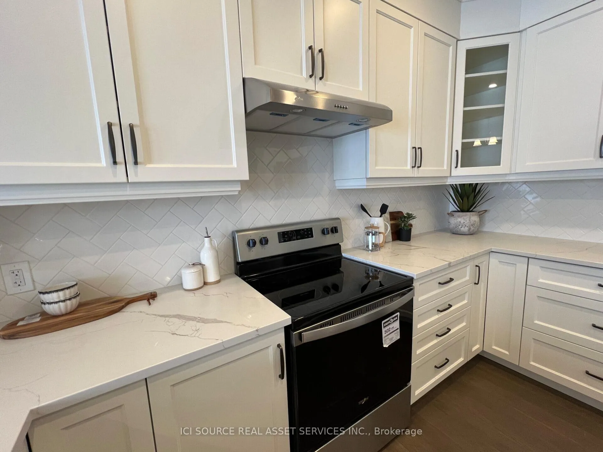 Photo 15 of 264 Tanglewood Drive, Hamilton, Rural Glanbrook — HOMEH