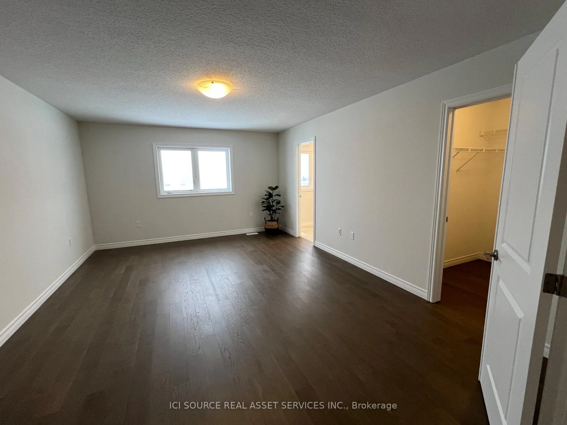 Photo 17 of 264 Tanglewood Drive, Hamilton, Rural Glanbrook — HOMEH