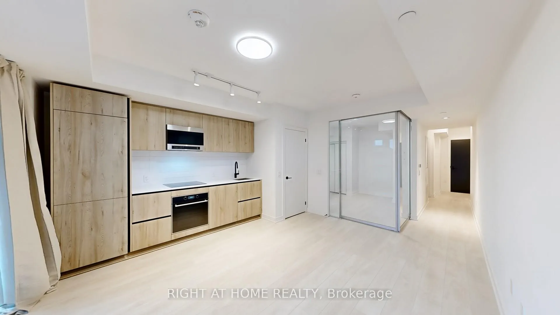 Photo 1 of Unit 308, 117 Broadway Avenue, Toronto, Mount Pleasant West — HOMEH