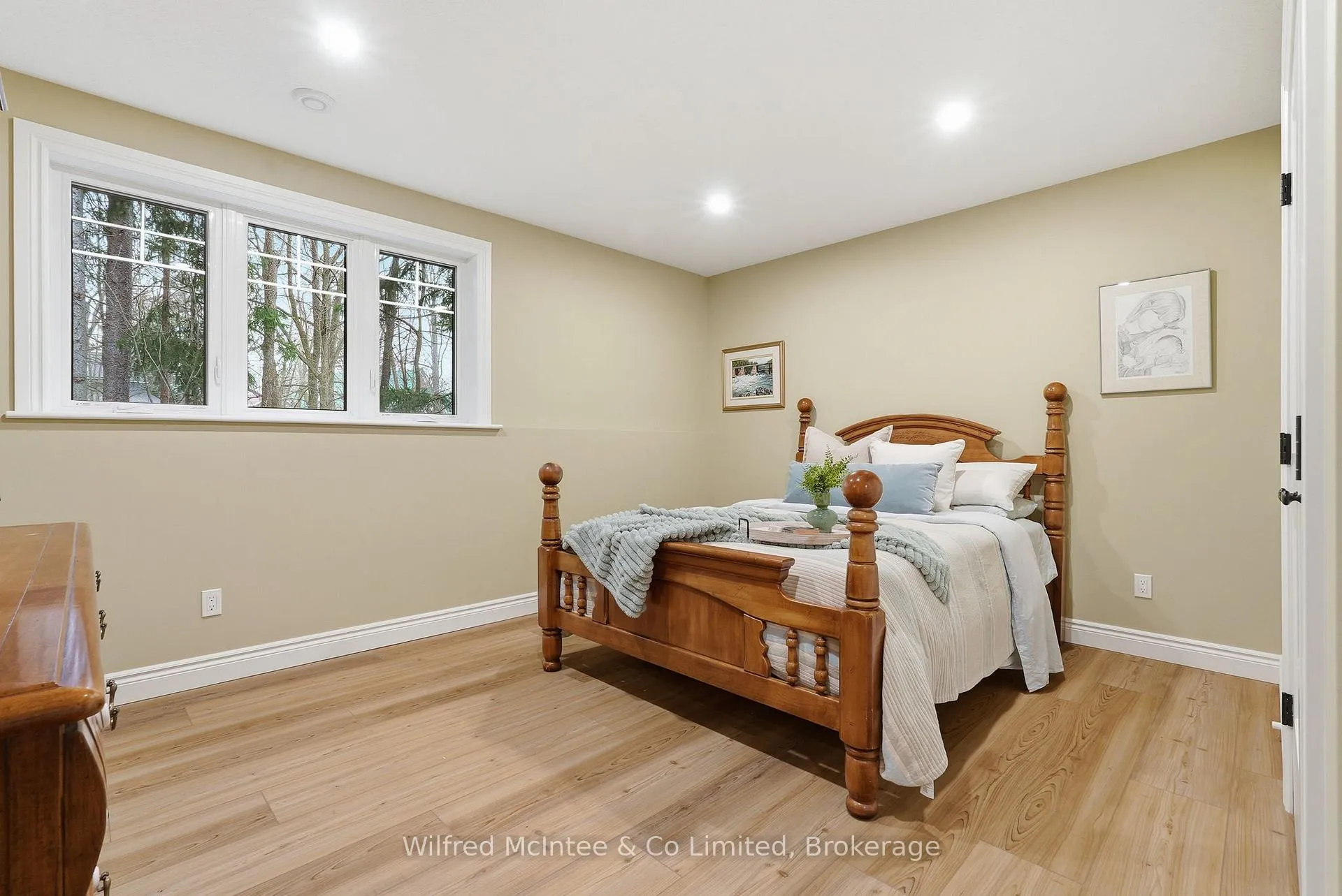 Photo 40 of 230 George Street S, Arran-Elderslie — HOMEH