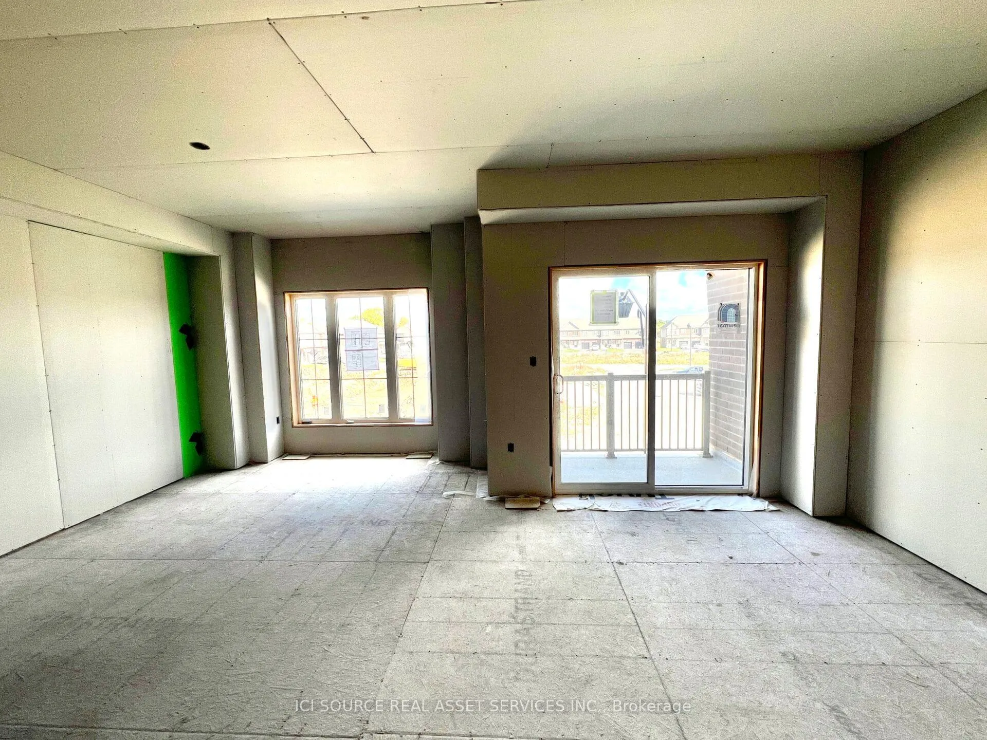 Photo 9 of Unit 33, 295 Tanglewood Drive, Hamilton, Binbrook — HOMEH