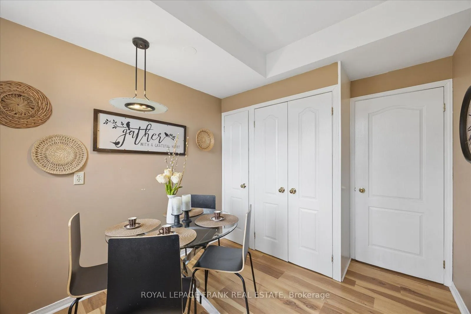 Photo 25 of 923 Greenwood Crescent, Whitby, Downtown Whitby — HOMEH