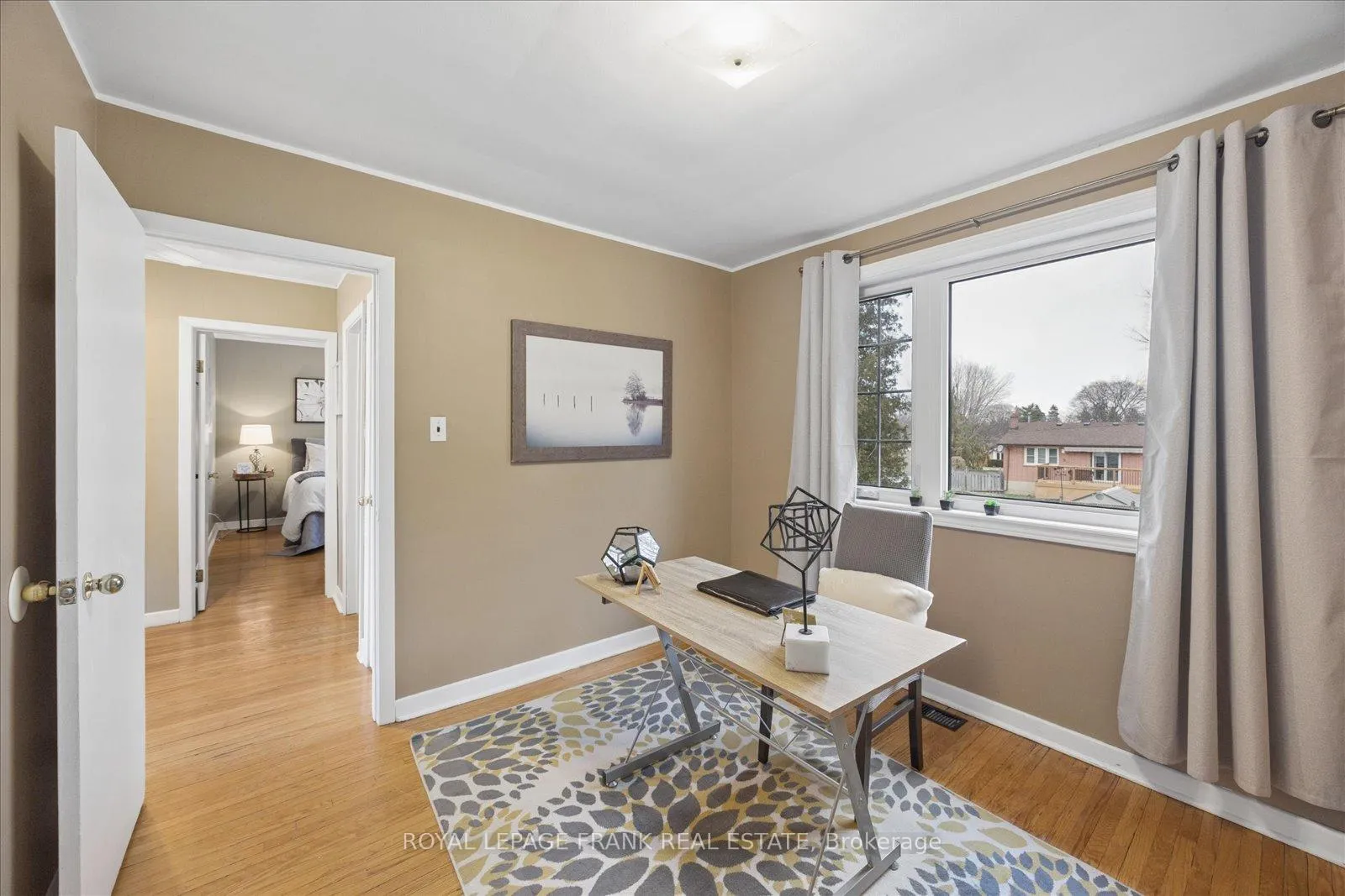 Photo 39 of 923 Greenwood Crescent, Whitby, Downtown Whitby — HOMEH